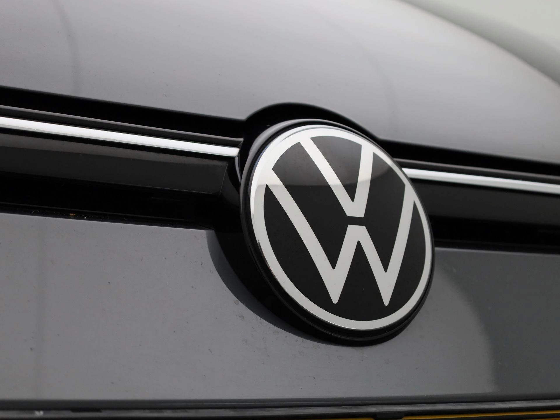 Volkswagen-Golf-image-36