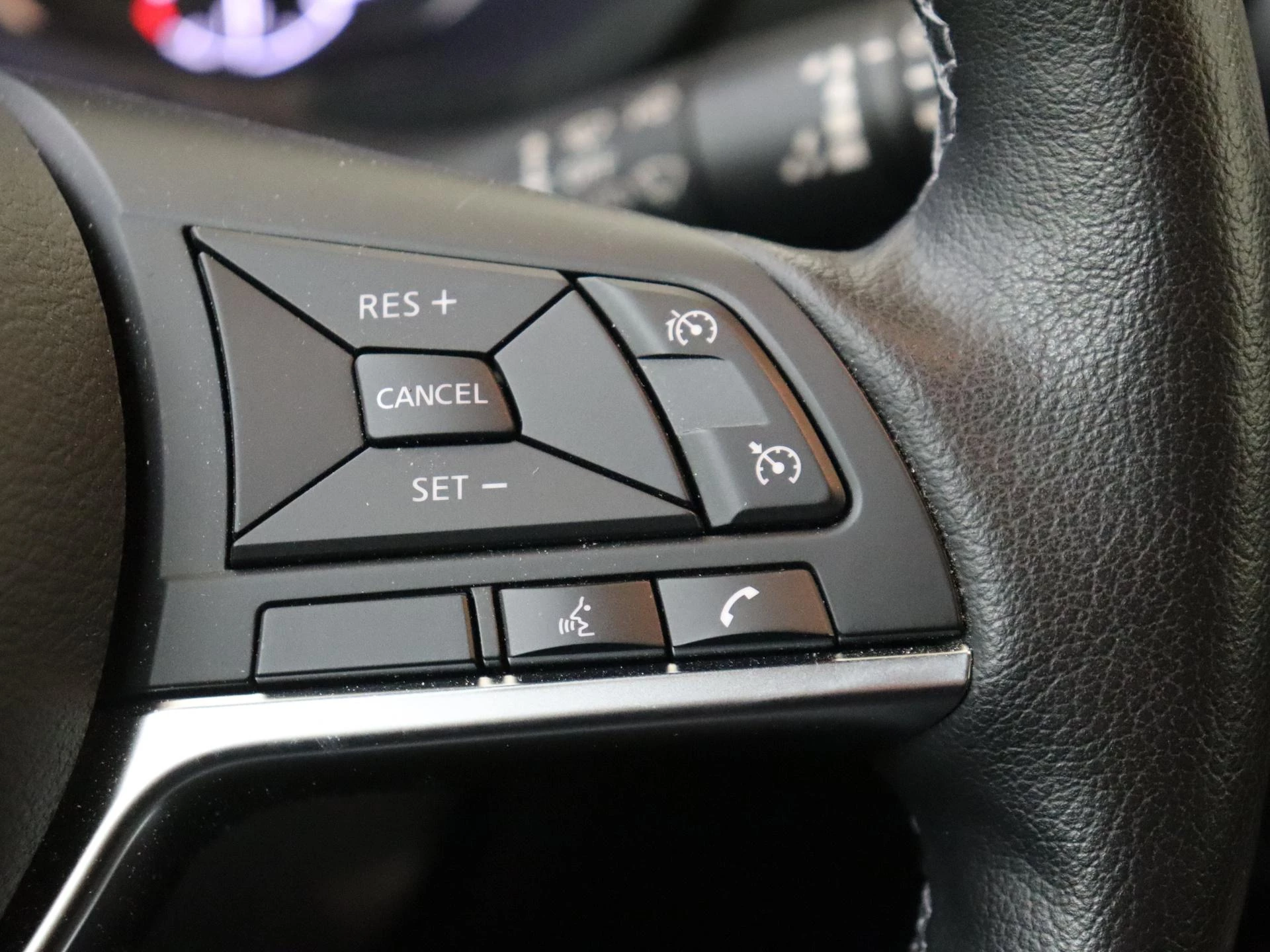 Nissan-Juke-image-13