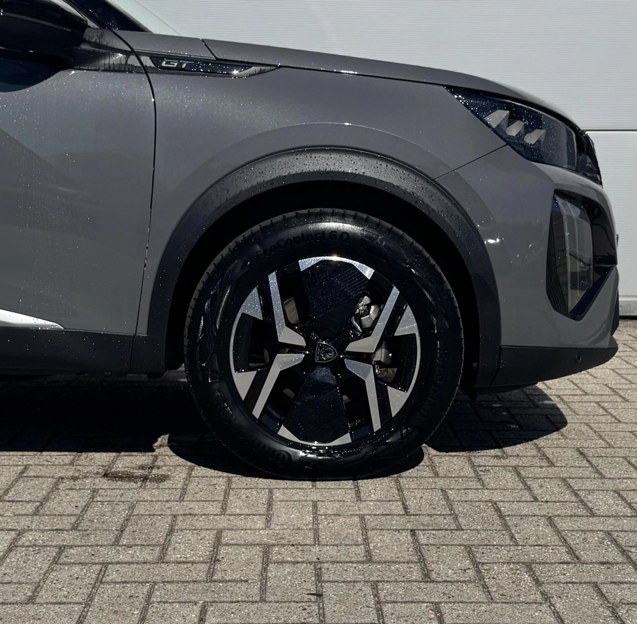 Peugeot-2008-image-11