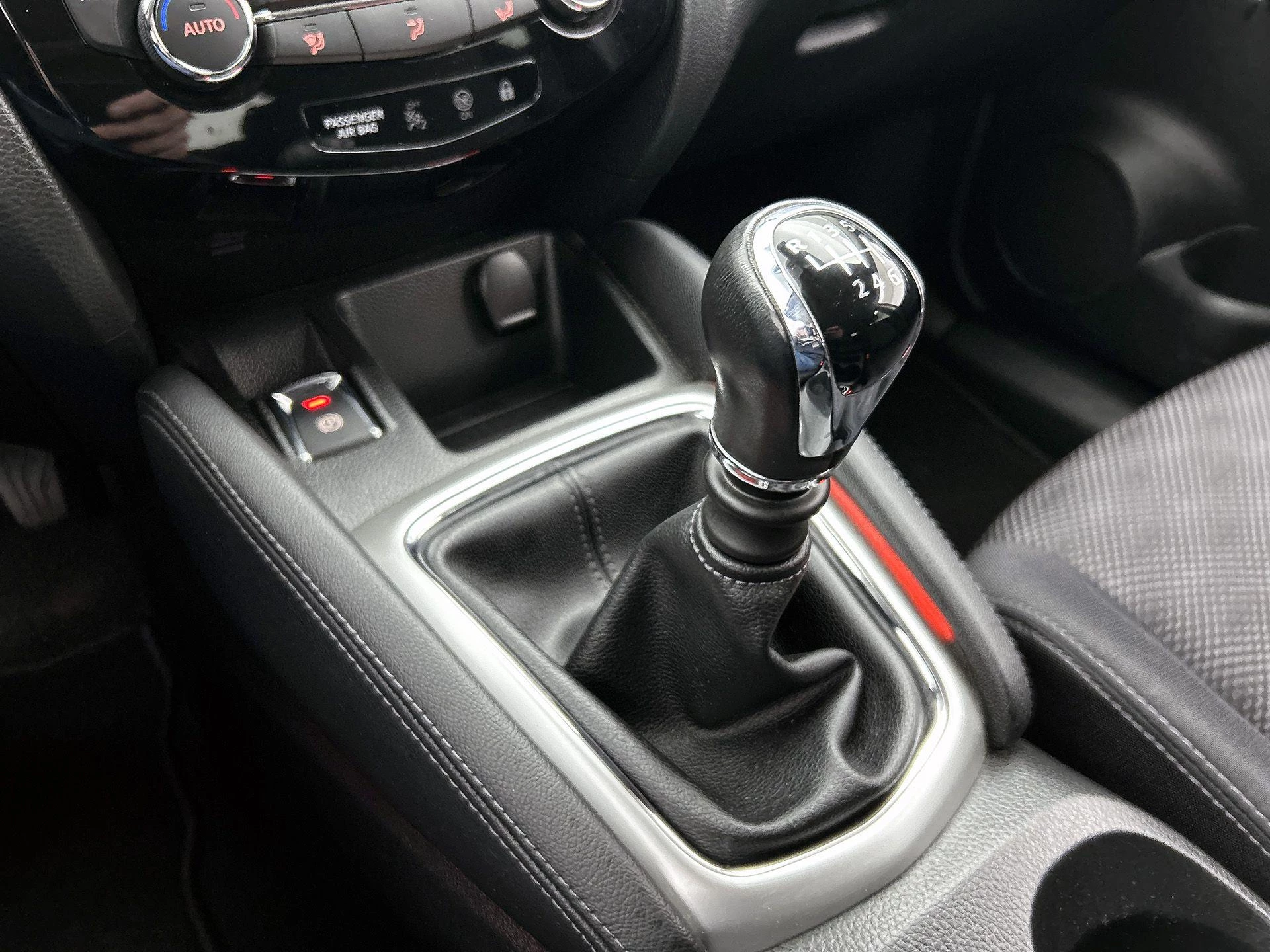 Nissan-QASHQAI-image-31