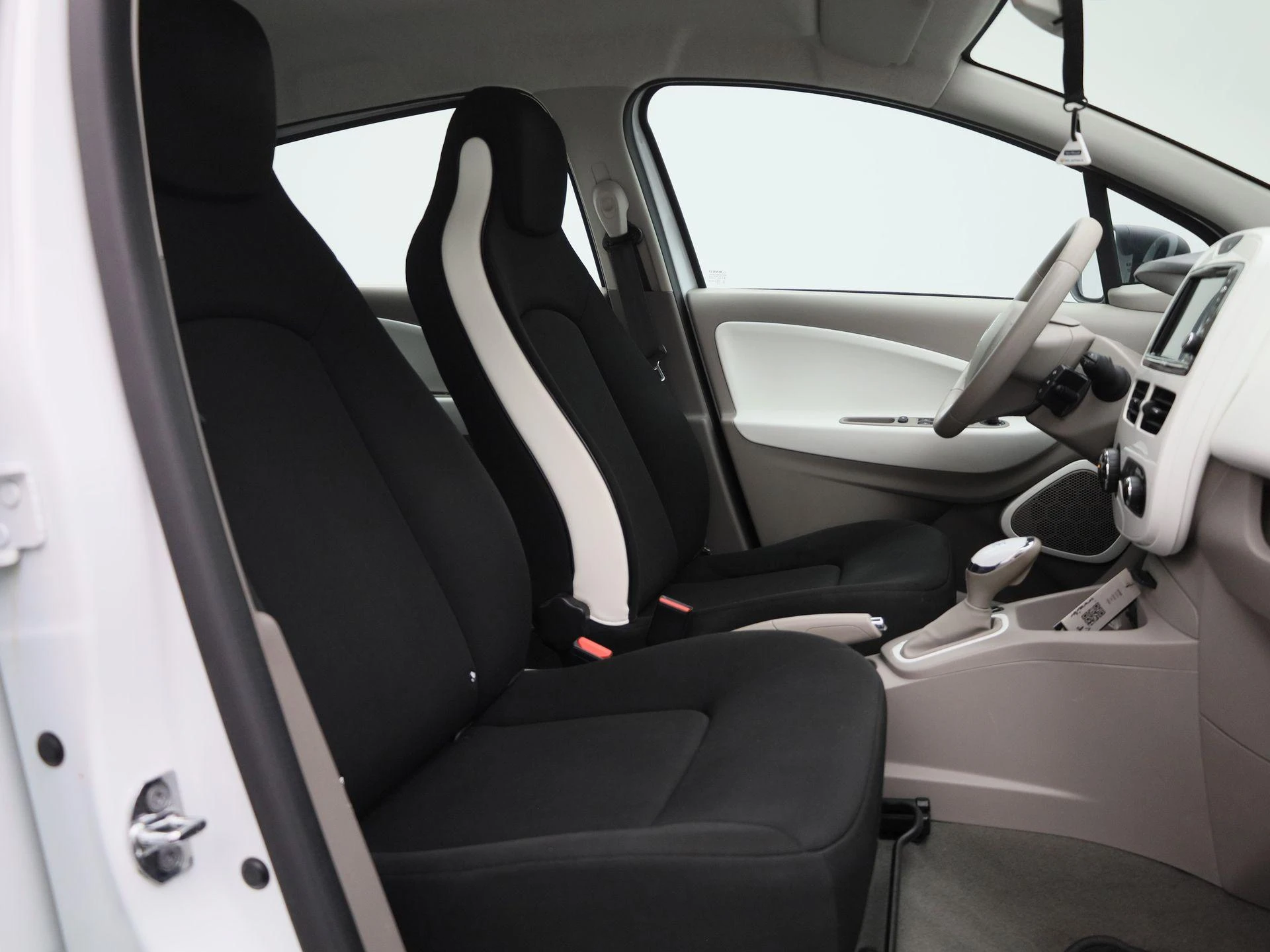 Renault-ZOE-image-29