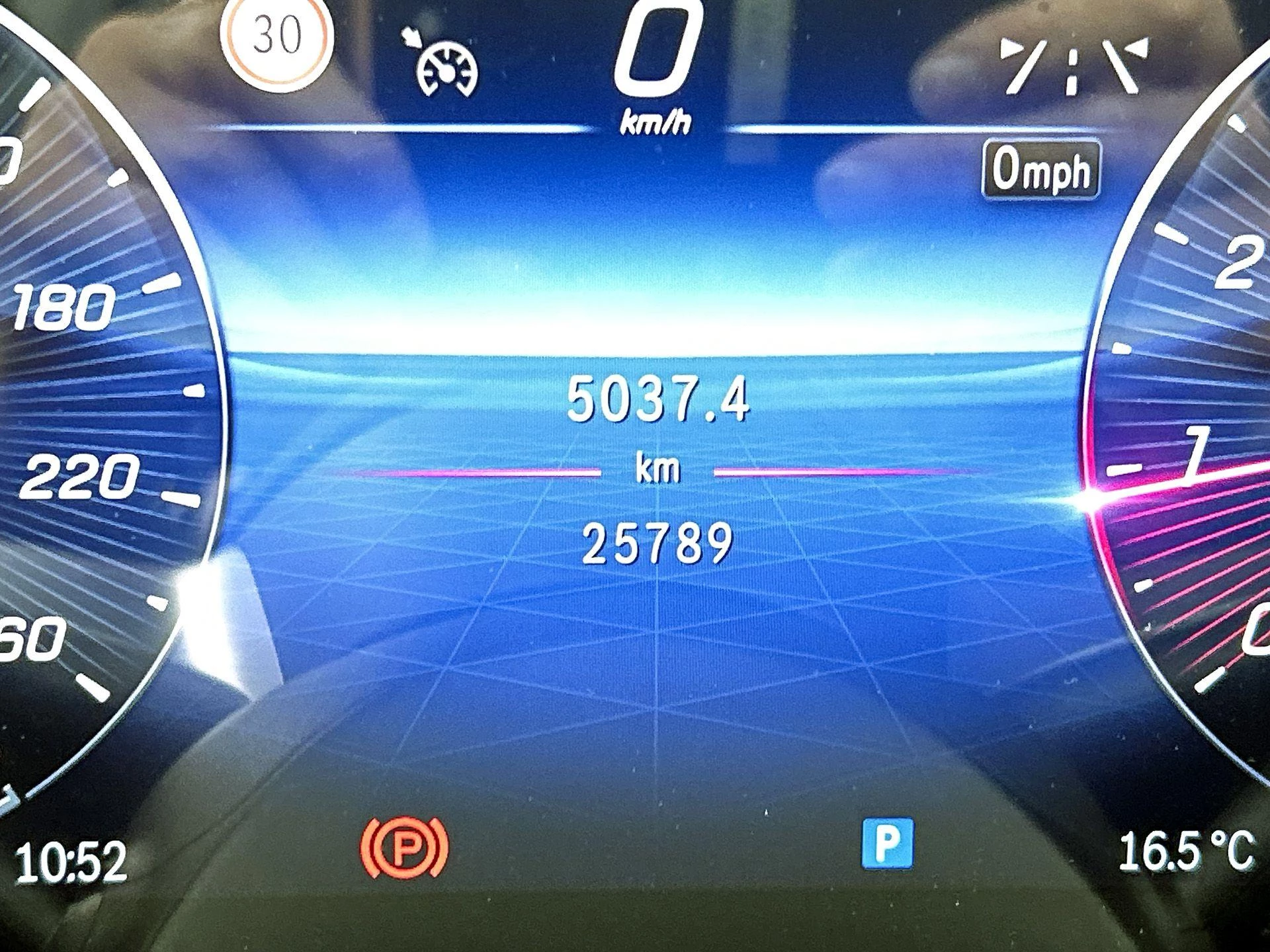 Mercedes-Benz-C-Klasse-image-39