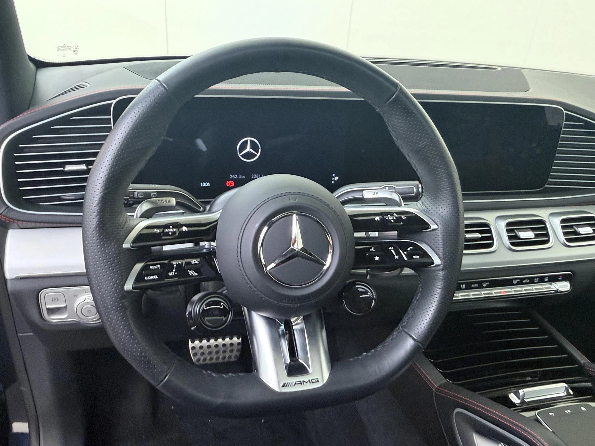 Mercedes-Benz-GLE-image-9
