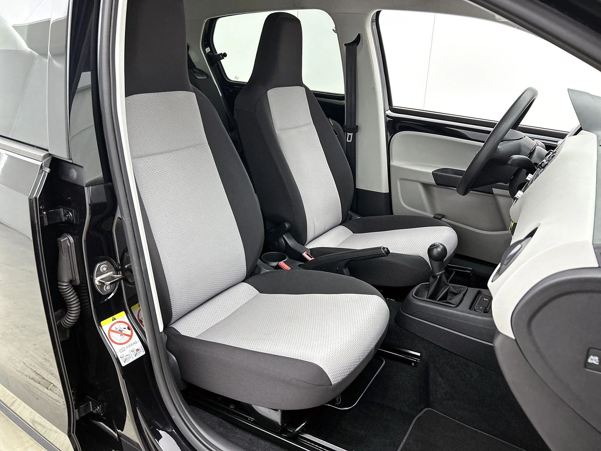 SEAT-Mii-image-30