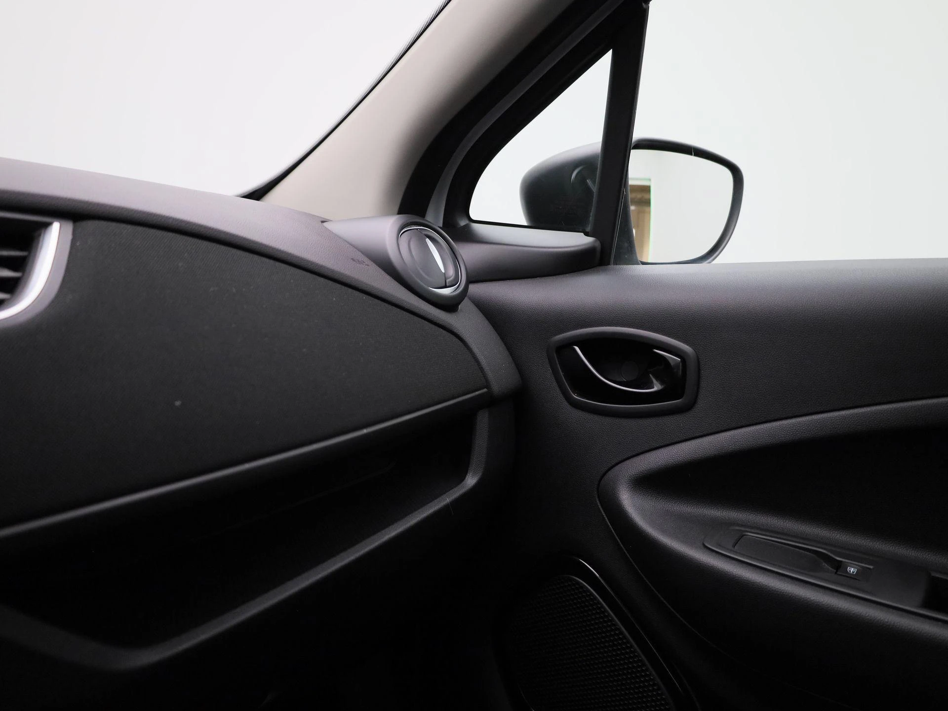 Renault-ZOE-image-26