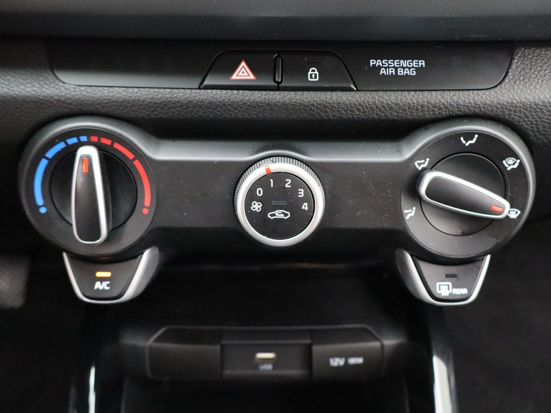 Kia-Rio-image-19
