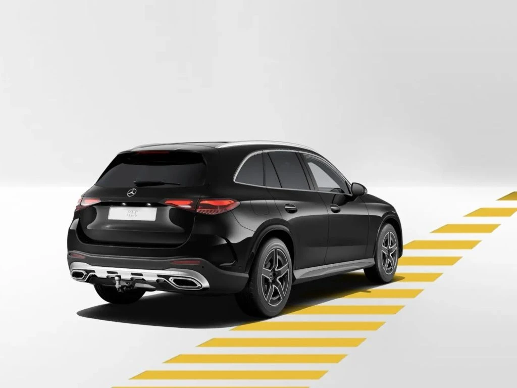 Mercedes-Benz-GLC 300 d-image-6