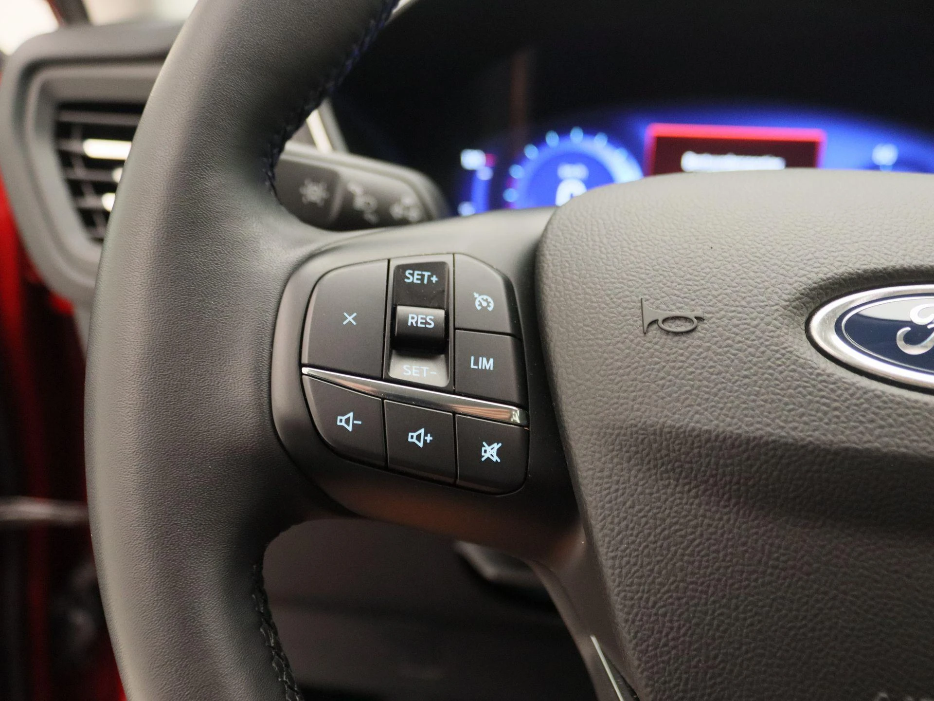 Ford-Kuga-image-19