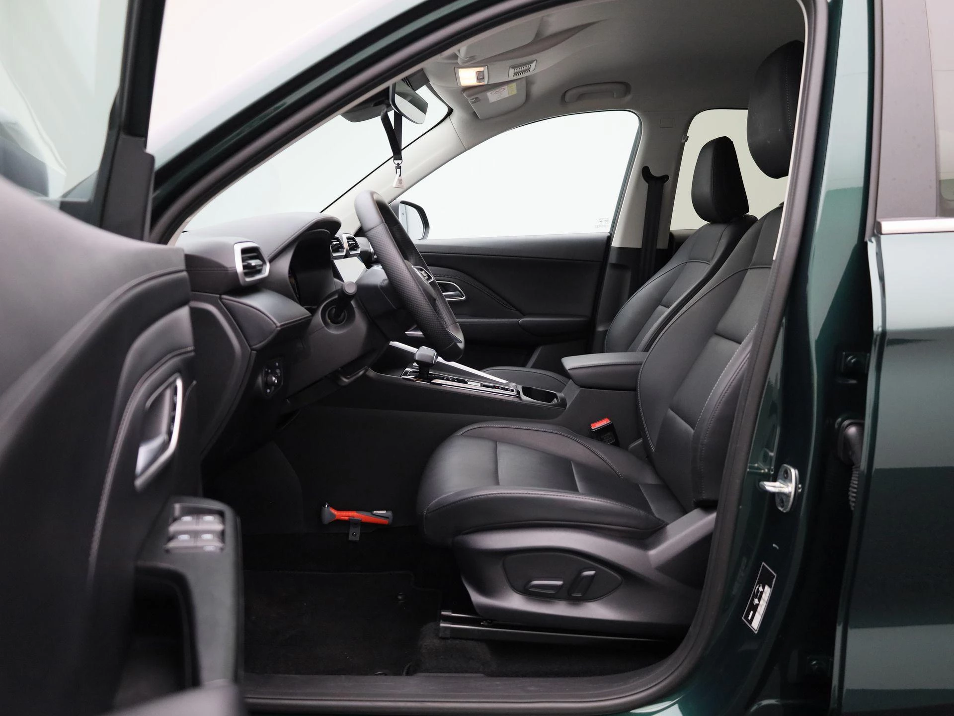 MG-ZS-image-10