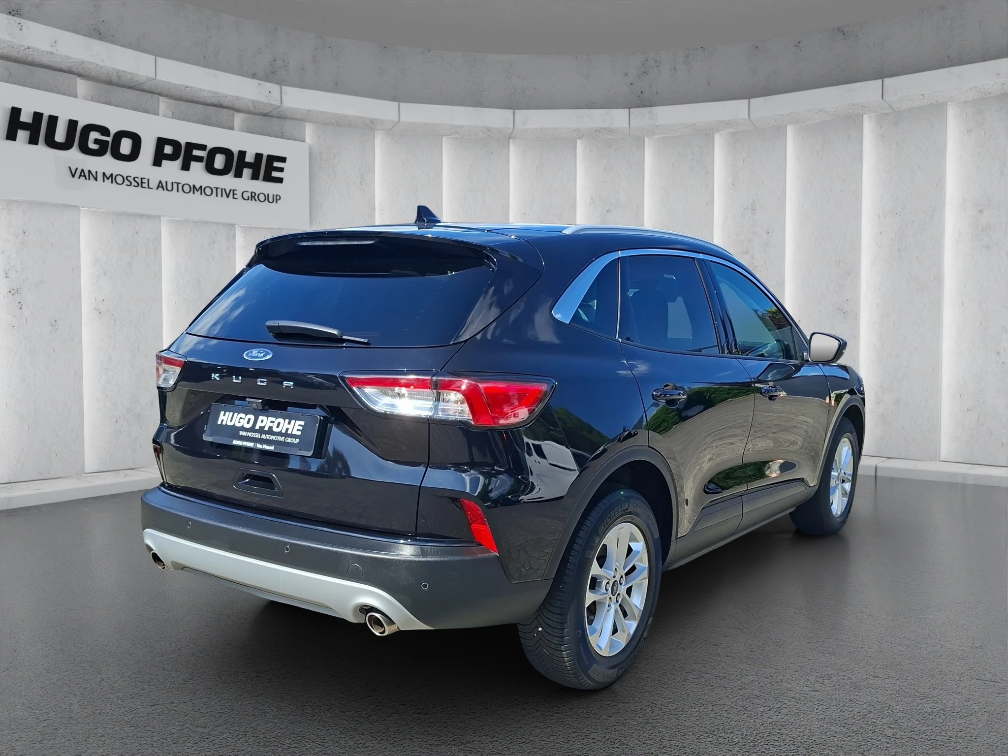 Ford Kuga Titanium 1.5 EB GJR | ACC | RFK | SHZ | PDC | LMF | Navi | Klima | BT