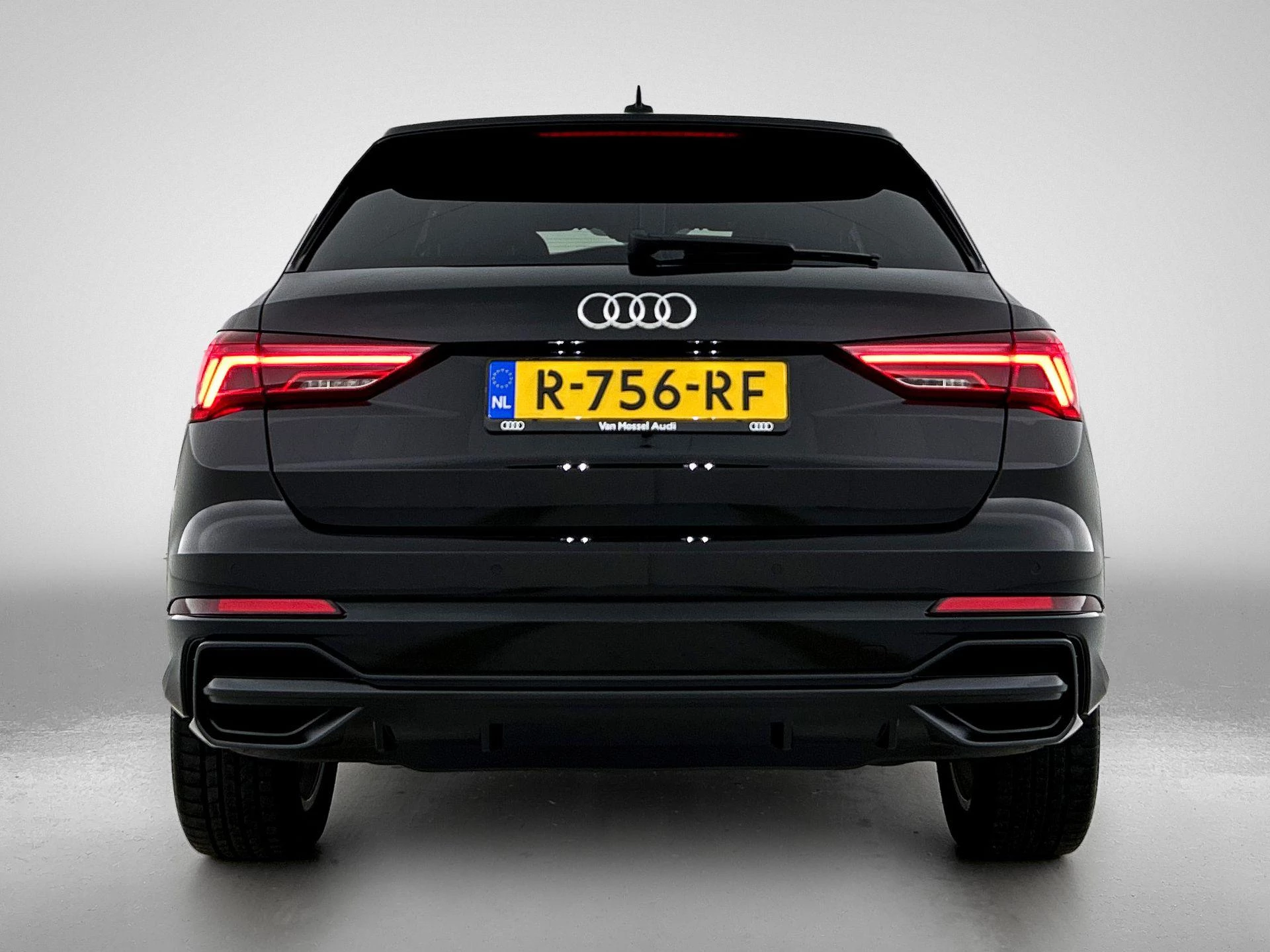 Audi-Q3-image-3
