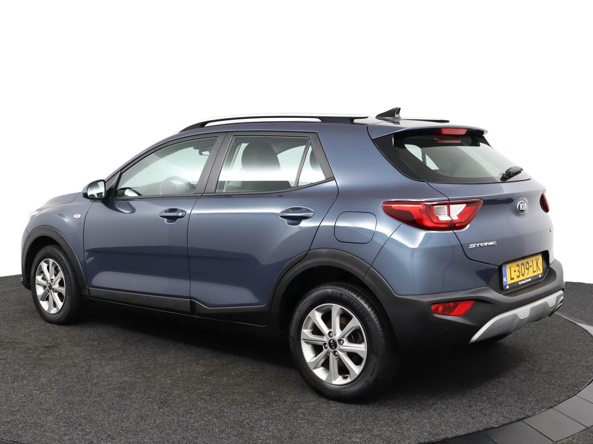 Kia Stonic 1.0 T-GDi MHEV DynamicLine |