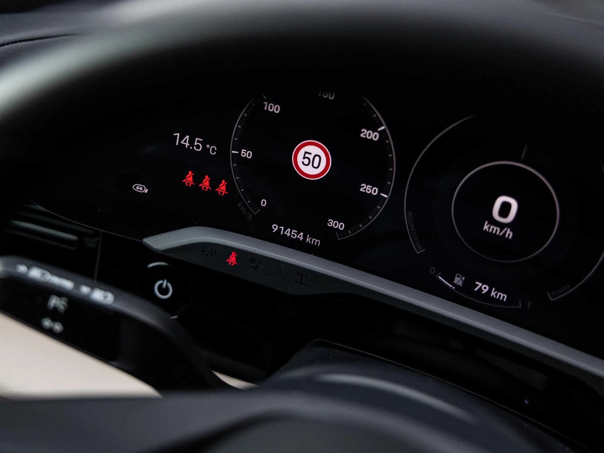 Porsche-Taycan-image-27