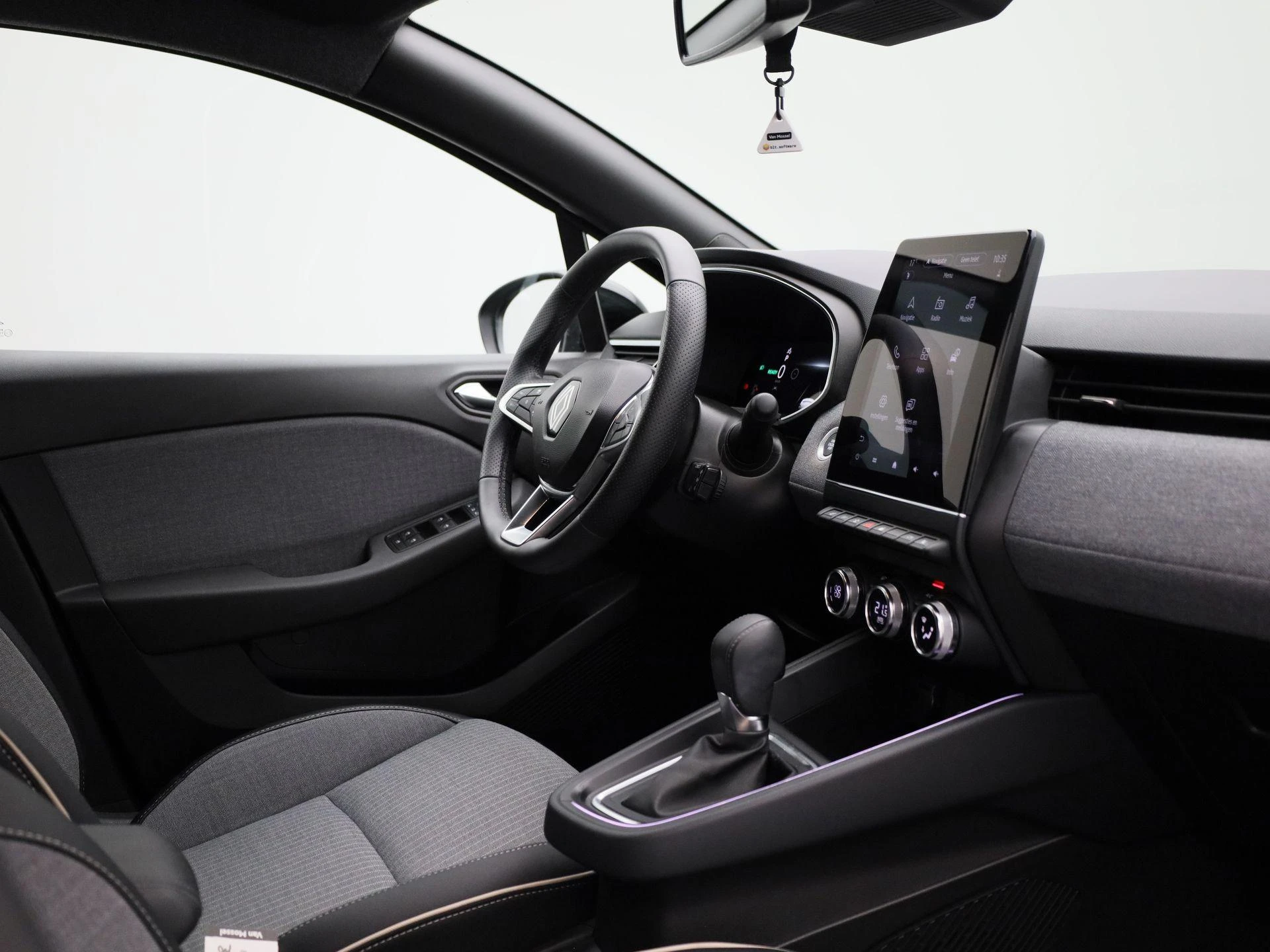 Renault Clio - 29