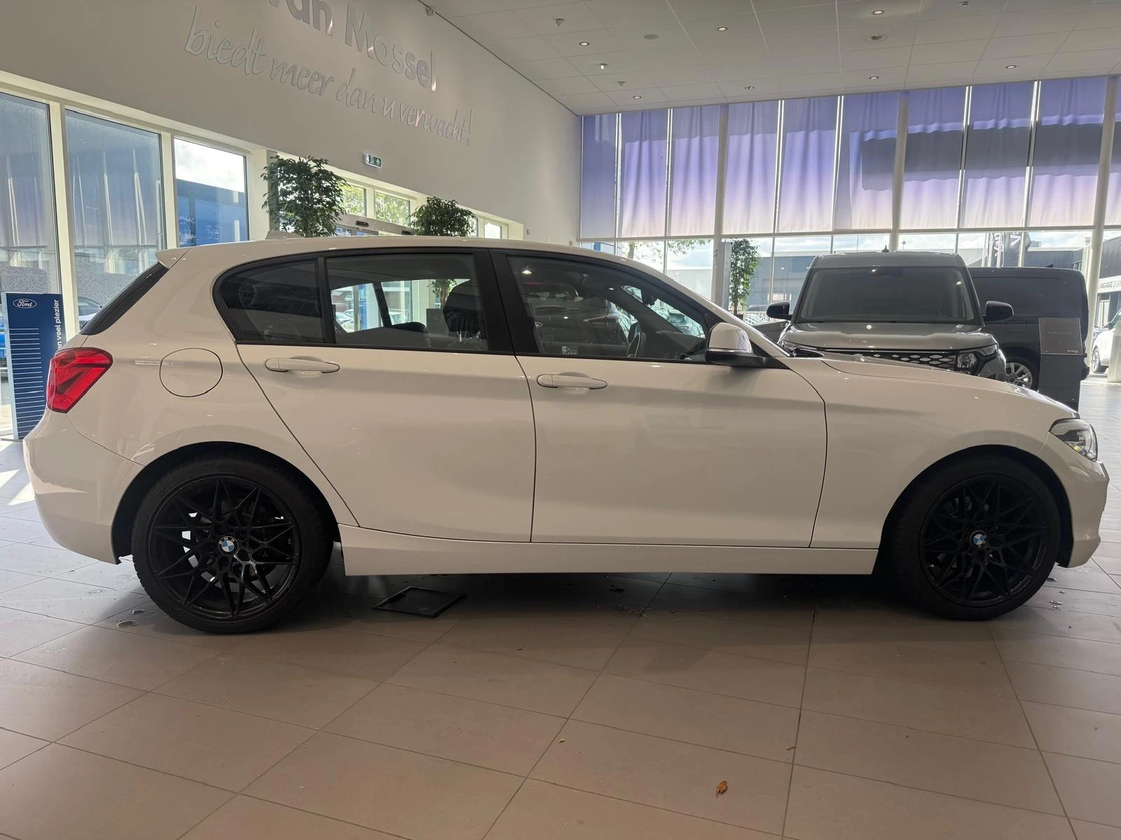 BMW-1 Serie-image-5