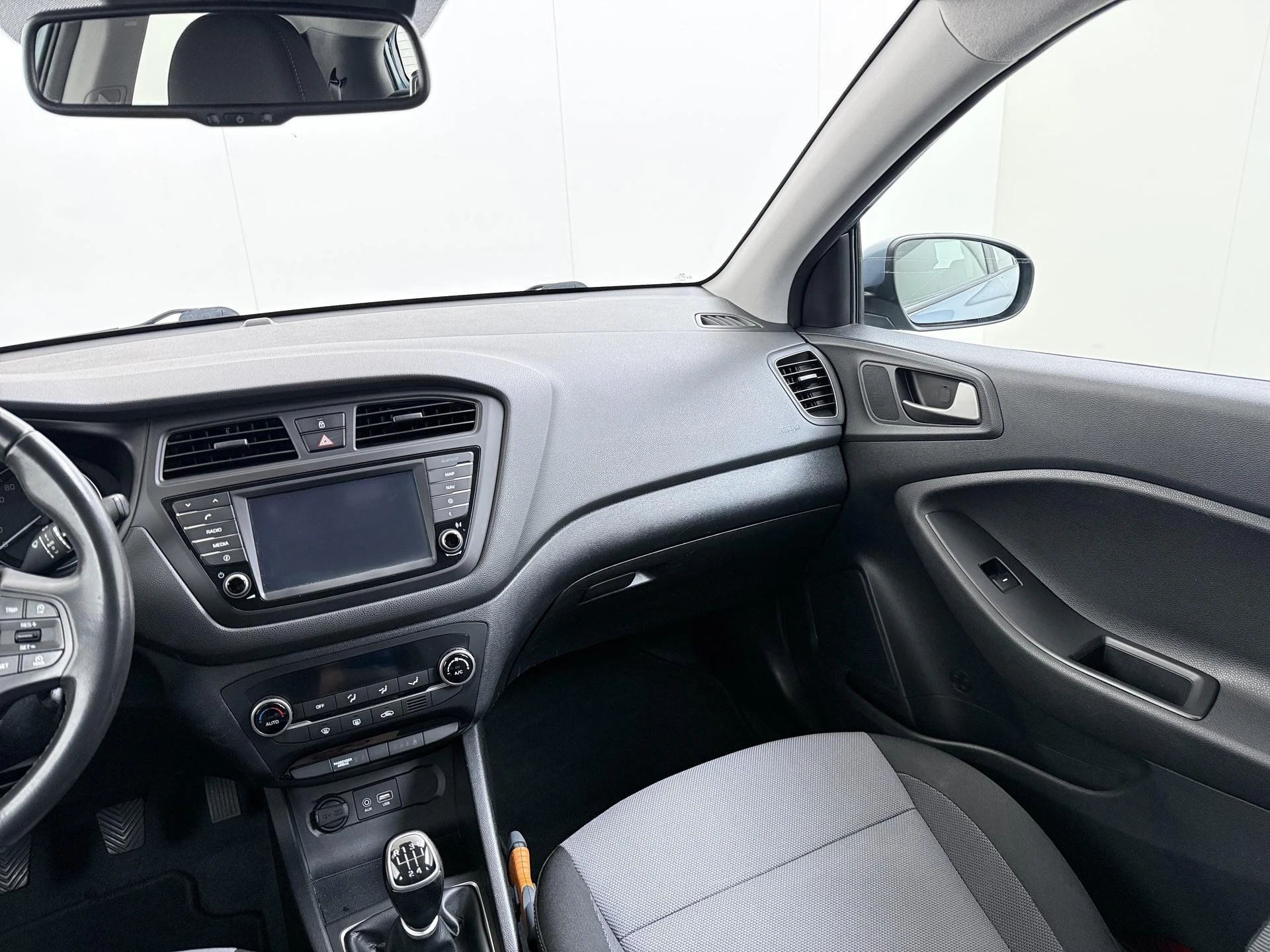Hyundai-i20-image-16