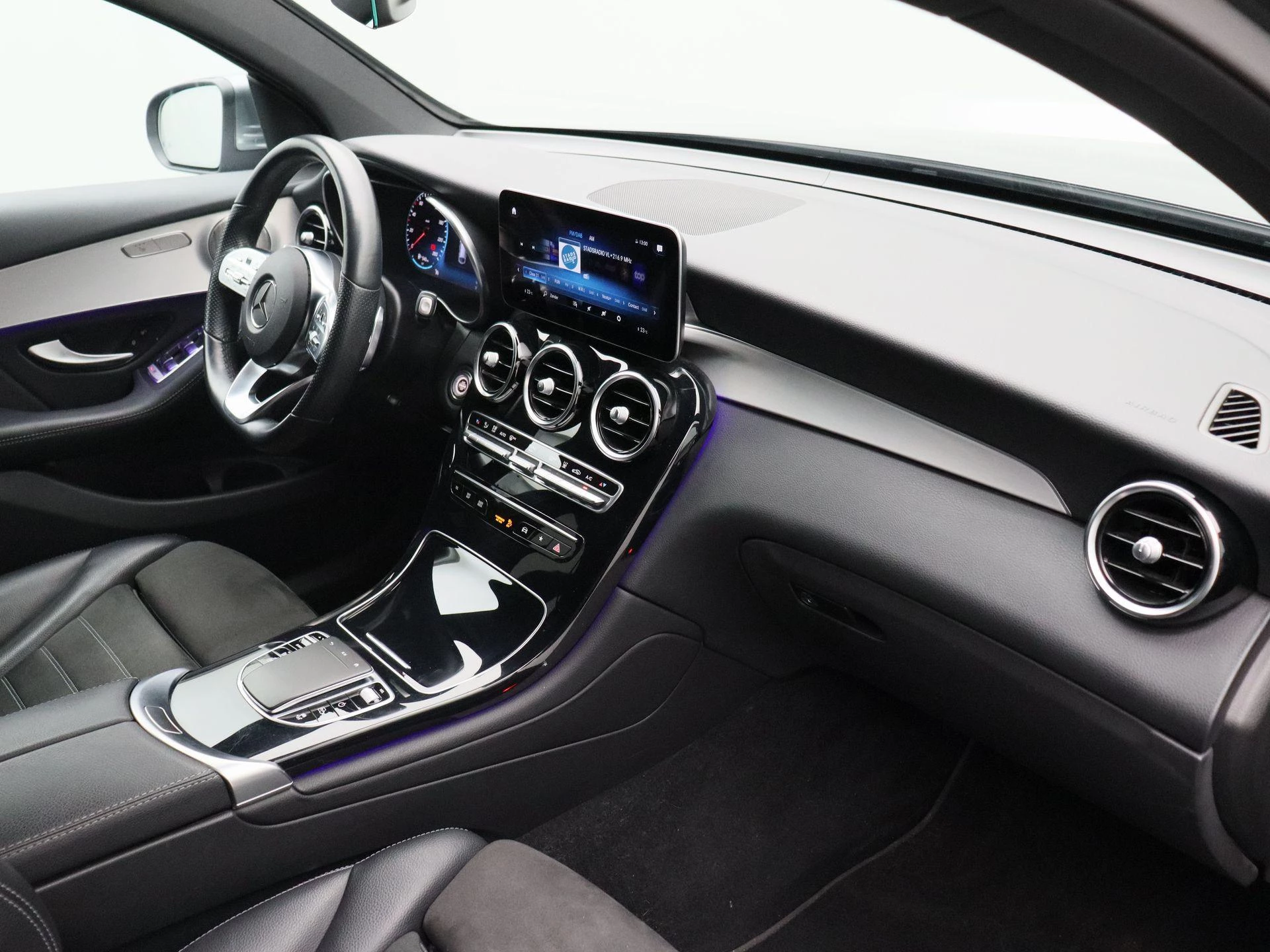 Mercedes-Benz GLC 300 de 4MATIC Coupé + AMG LINE + BURMESTER + CARPLAY +