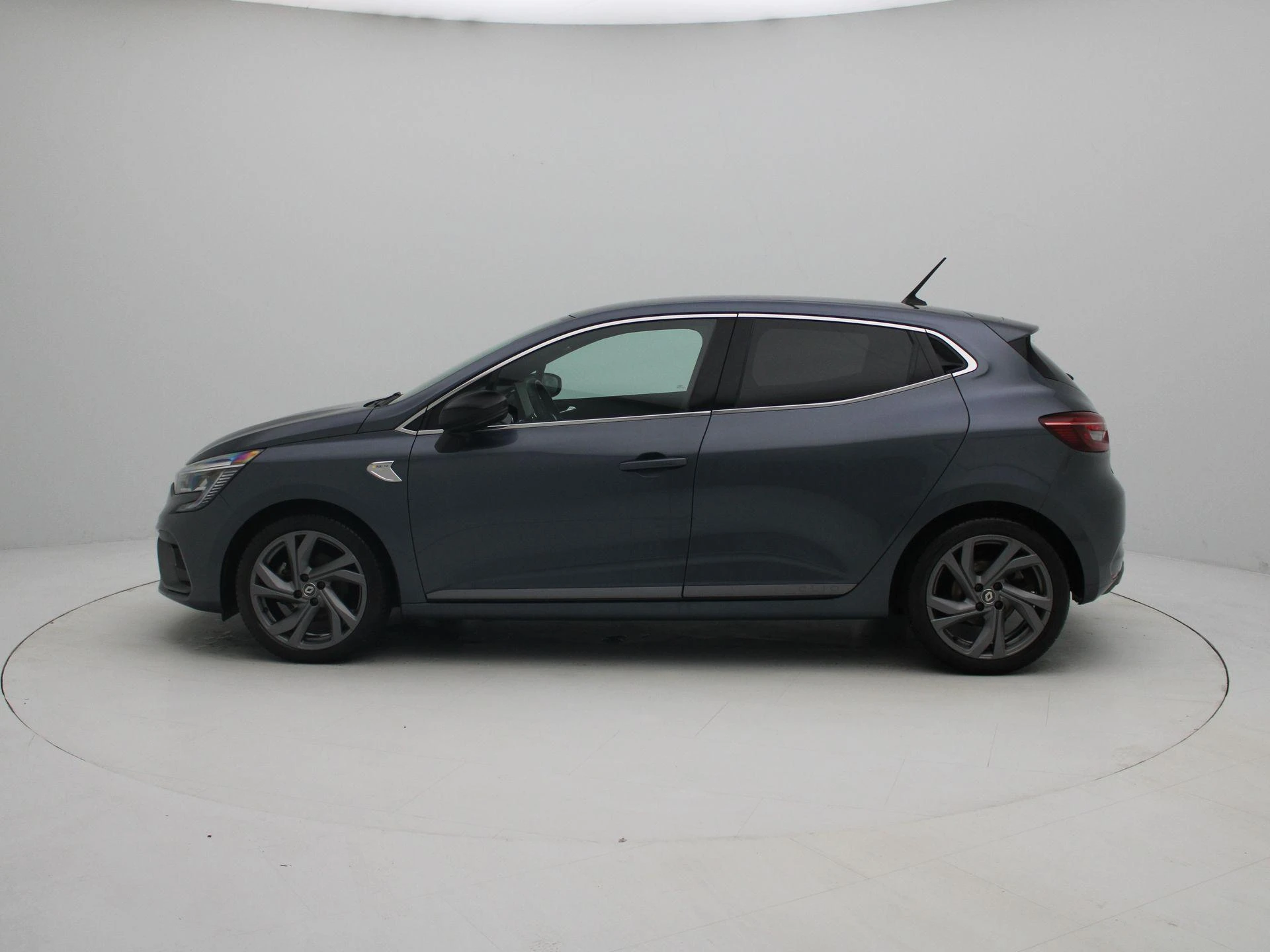Renault-Clio-image-4