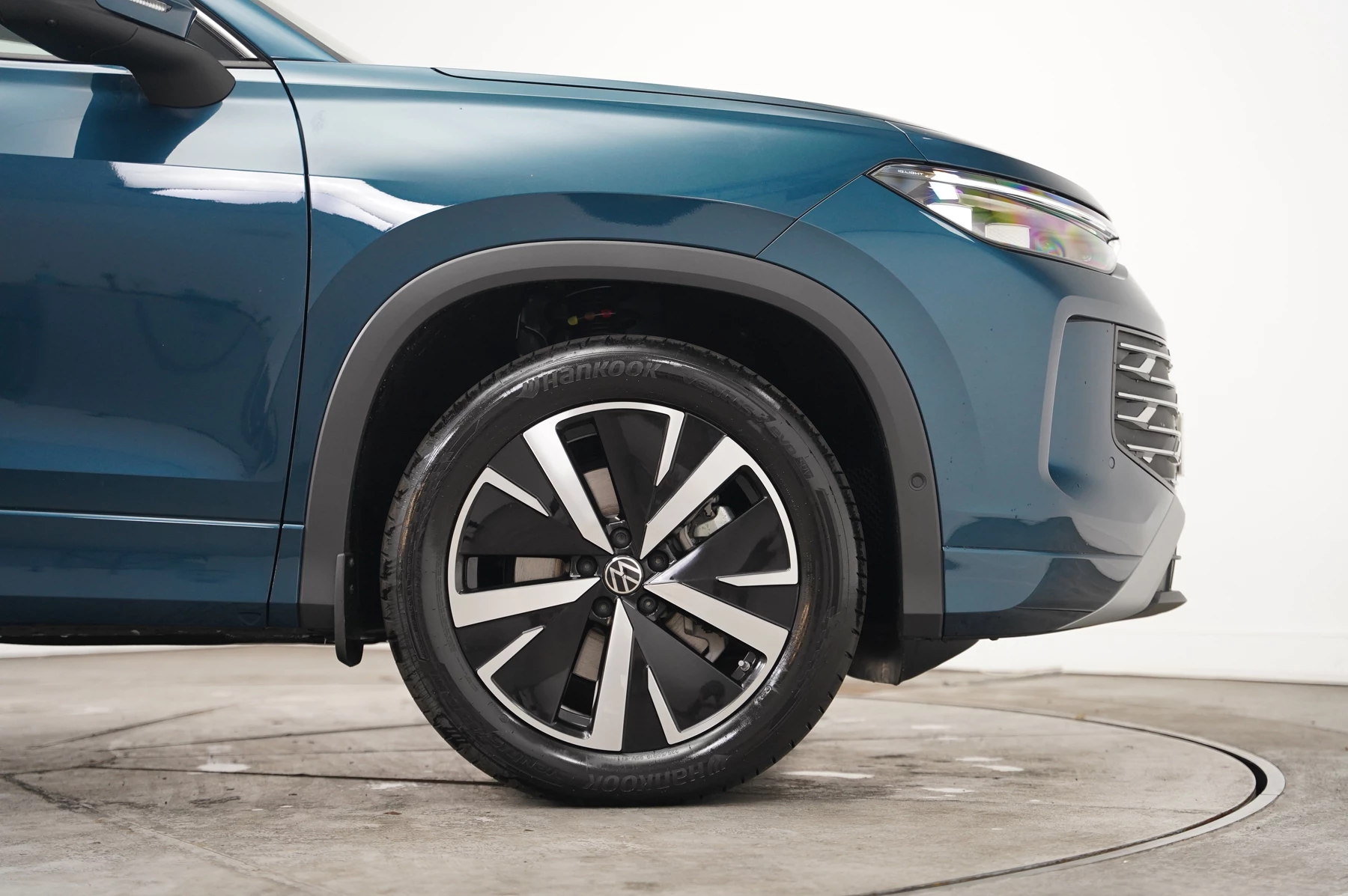 Volkswagen-Tayron-image-33