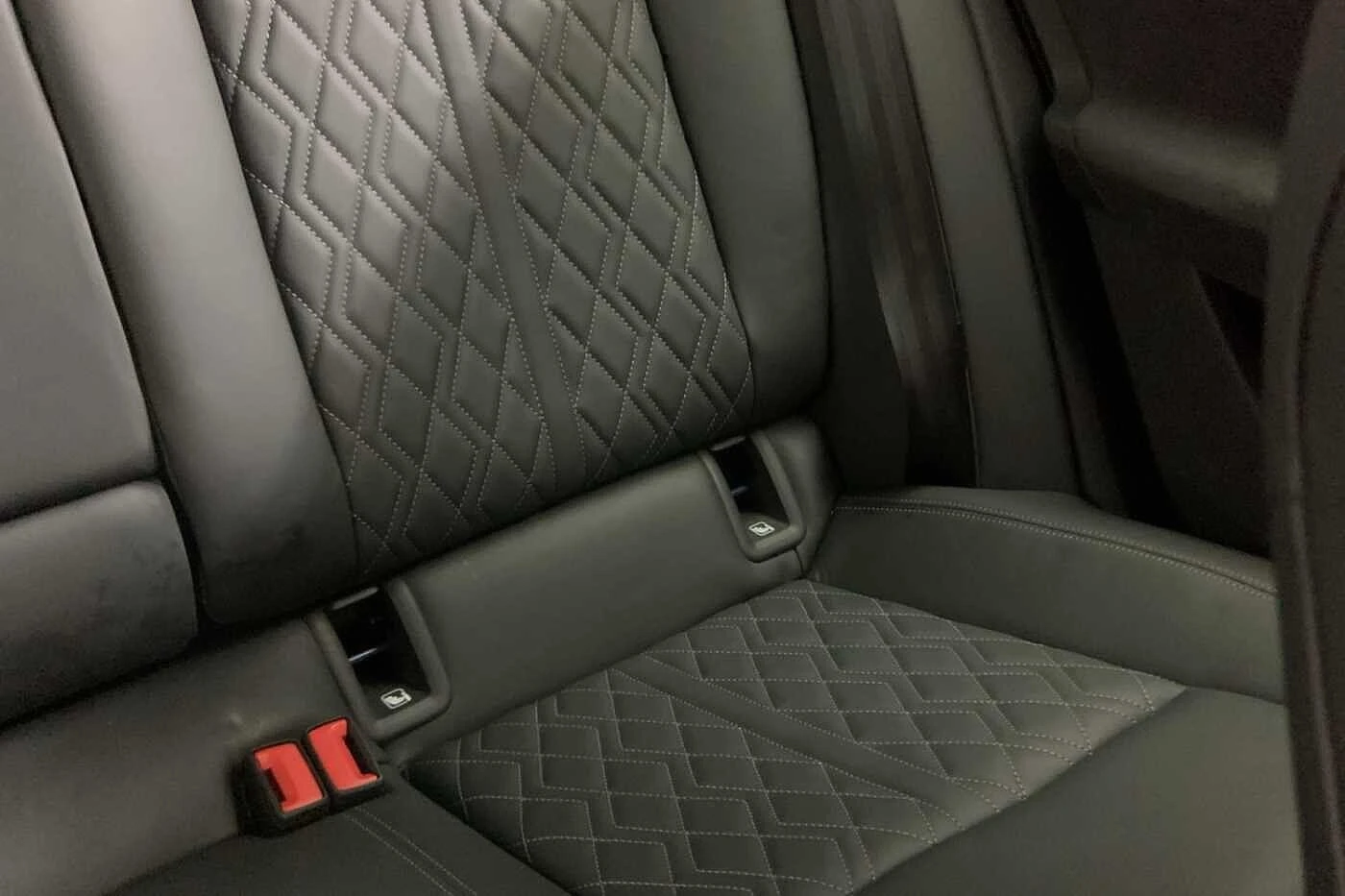 Audi-Q6 e-tron-image-28