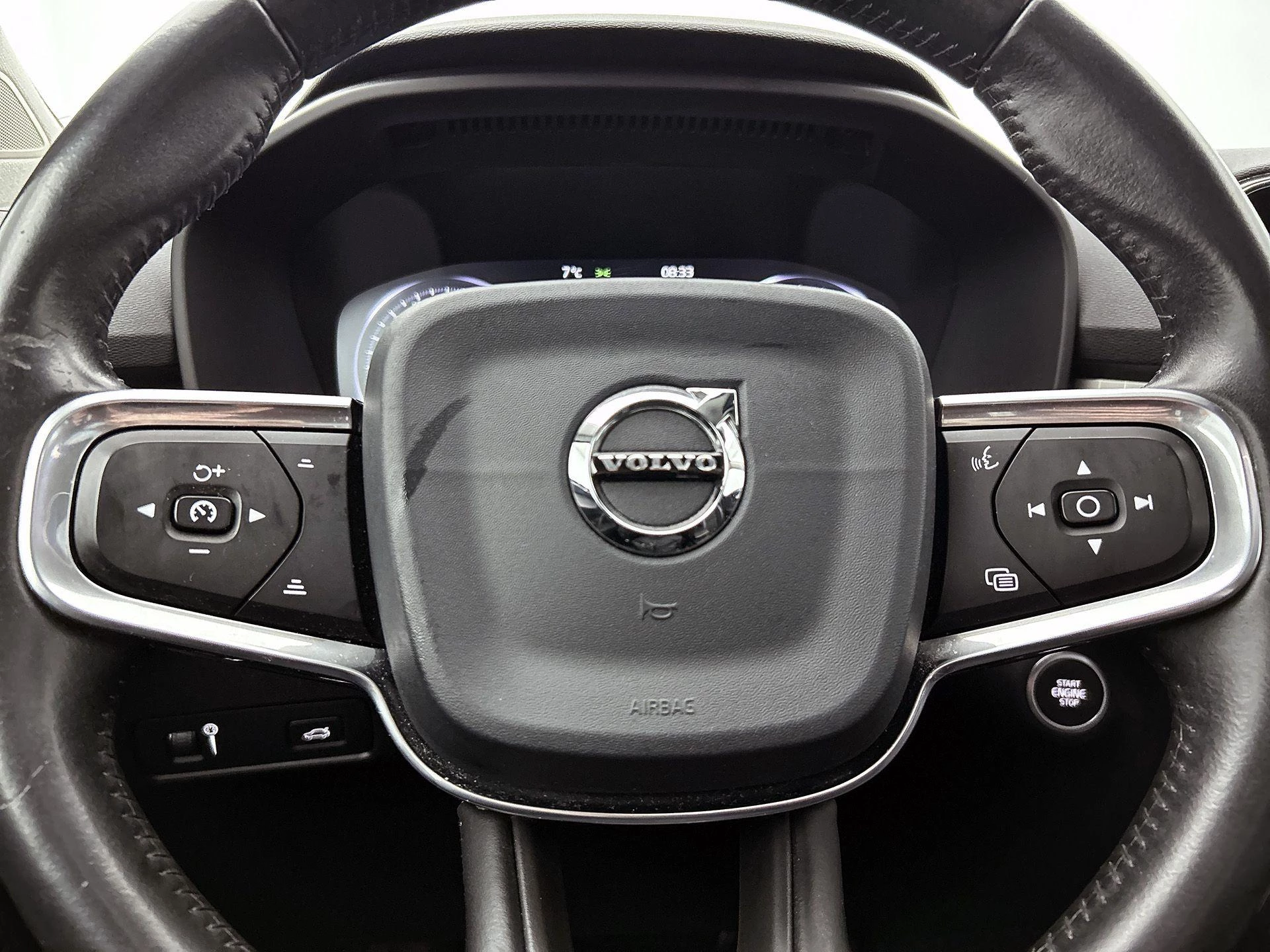 Volvo-XC40-image-48