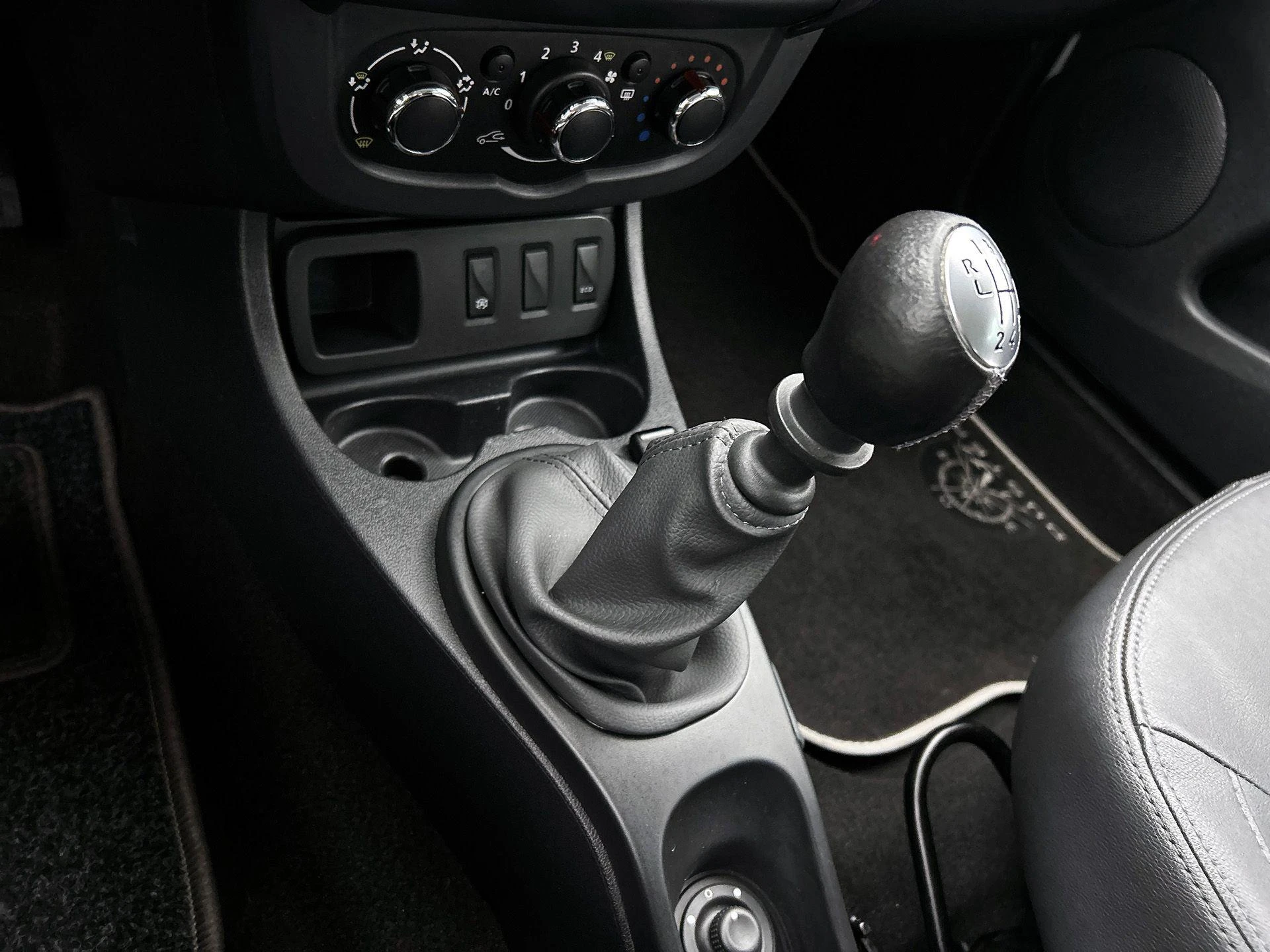 Dacia-Duster-image-26