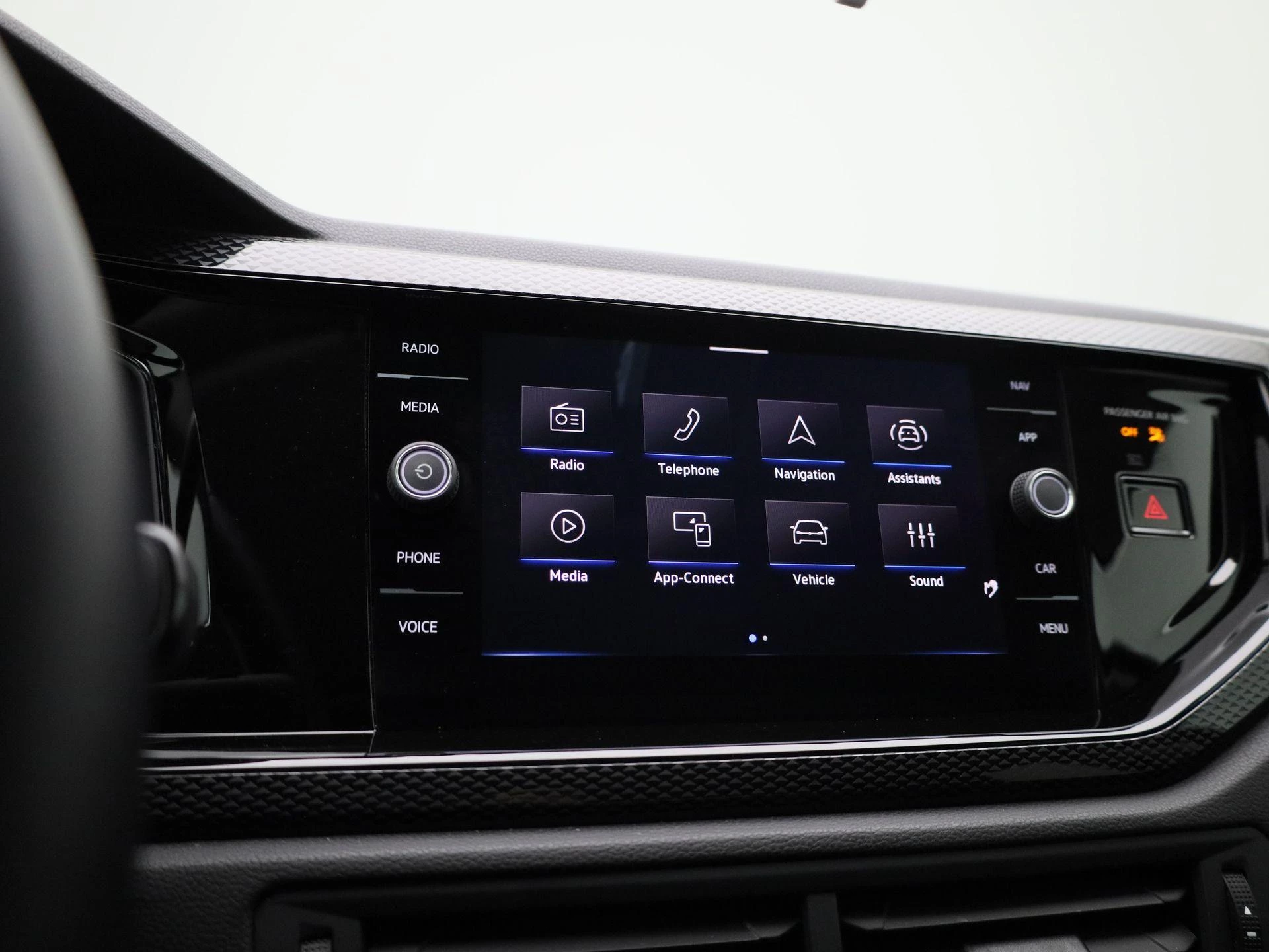 Volkswagen-Polo-image-24