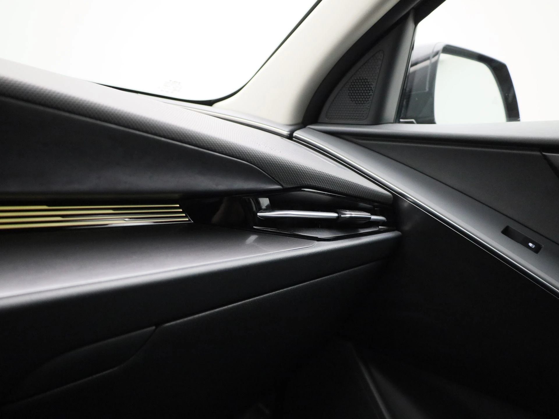 Kia-Niro-image-26
