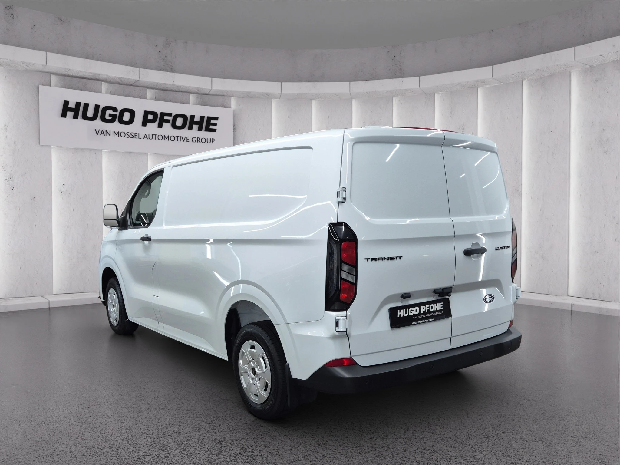 Ford-Transit Custom-image-2
