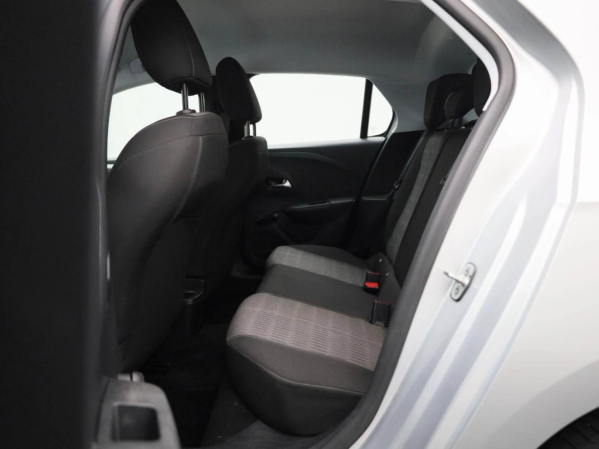 Opel-Corsa-e-image-12