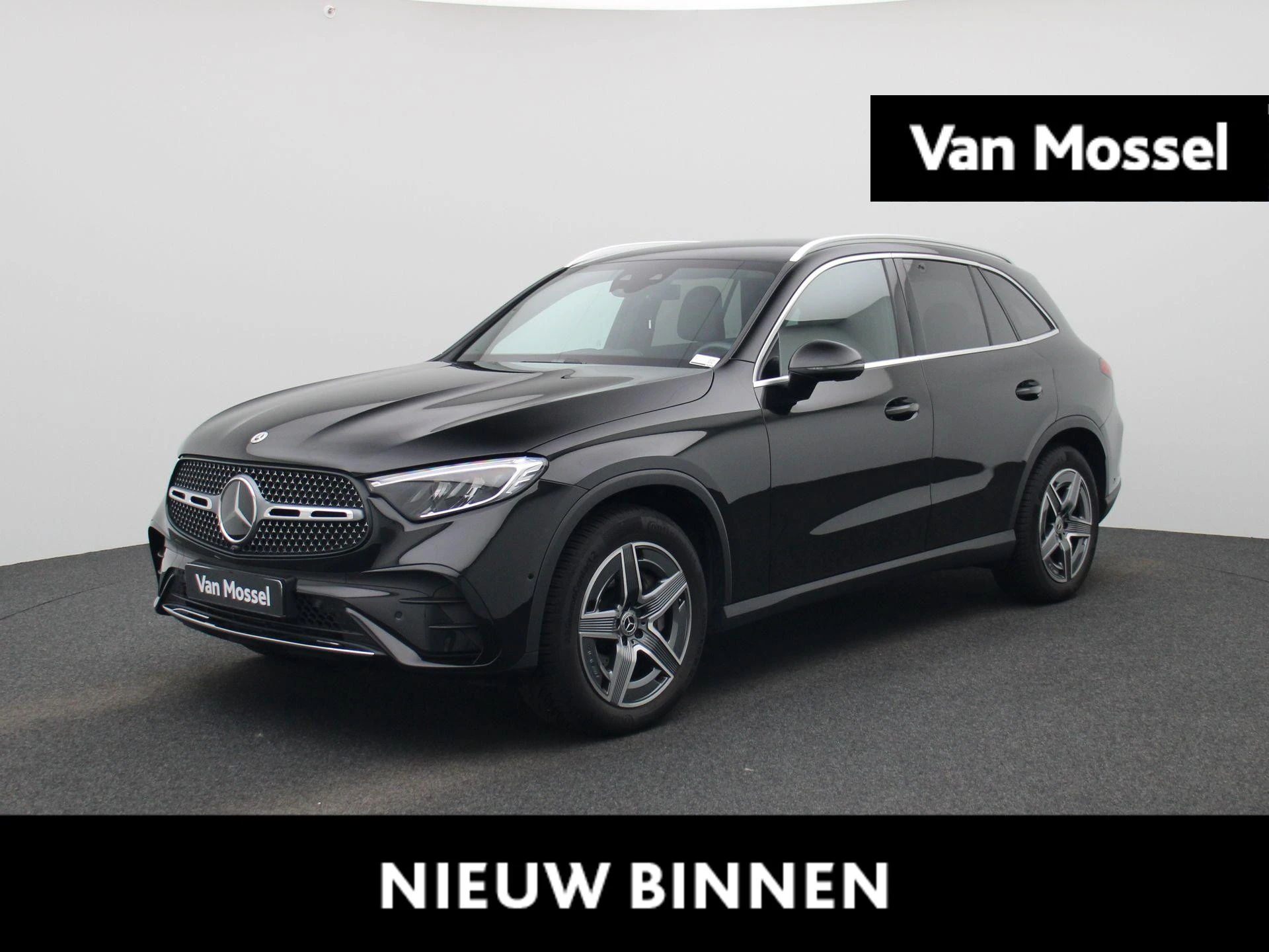 Mercedes-Benz-GLC-image-0