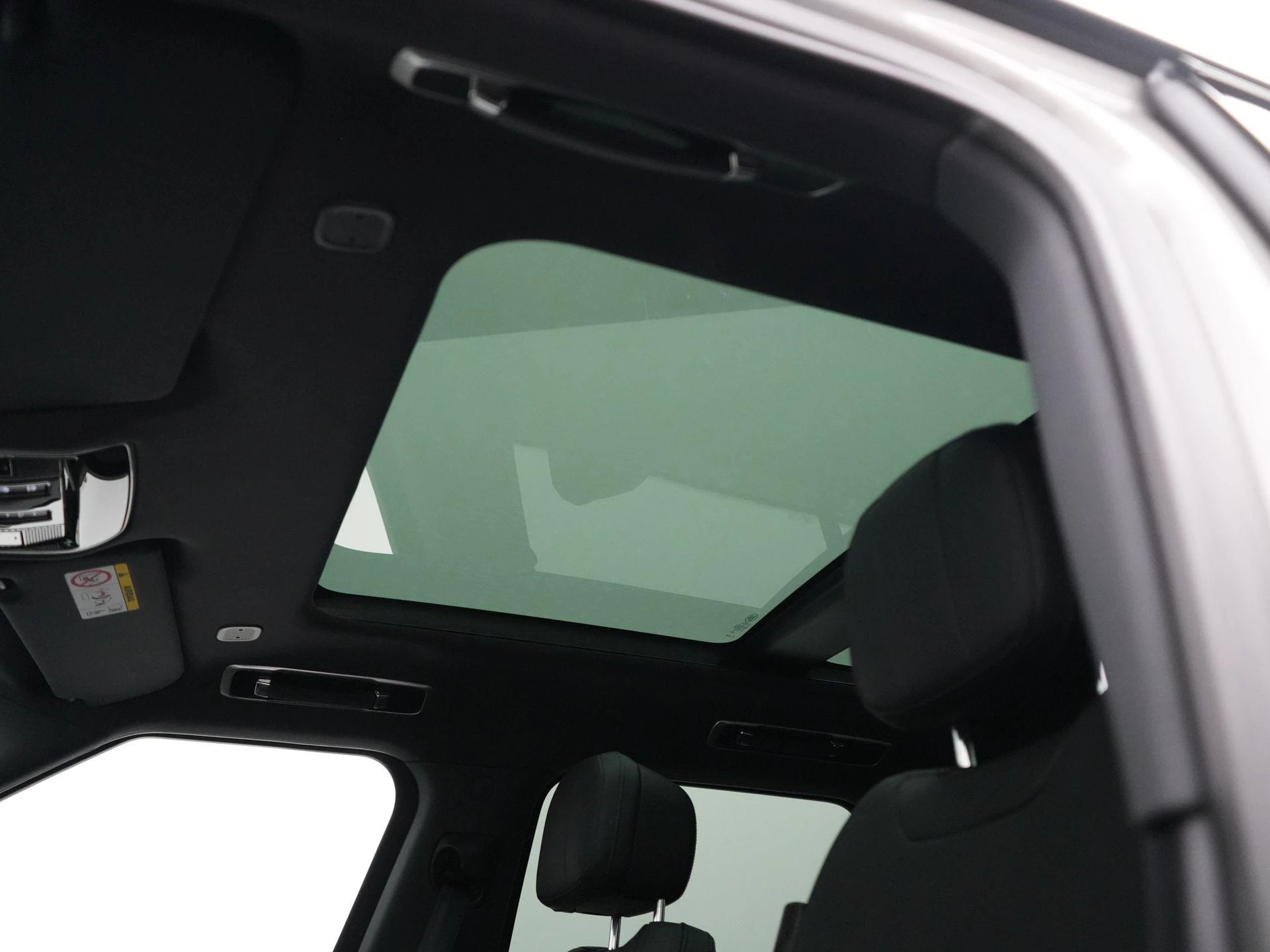 Land Rover Range Rover Sport 3.0 P460e MOMENTUM EDITION