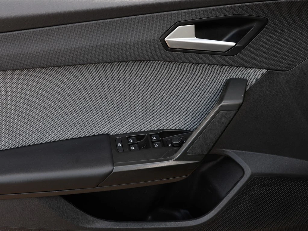 SEAT-Leon-image-14