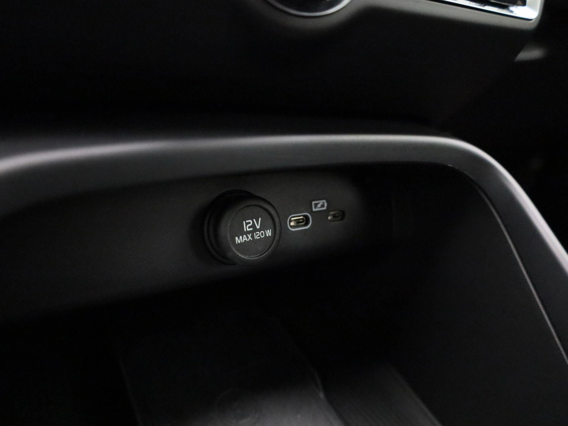 Volvo-XC40-image-22