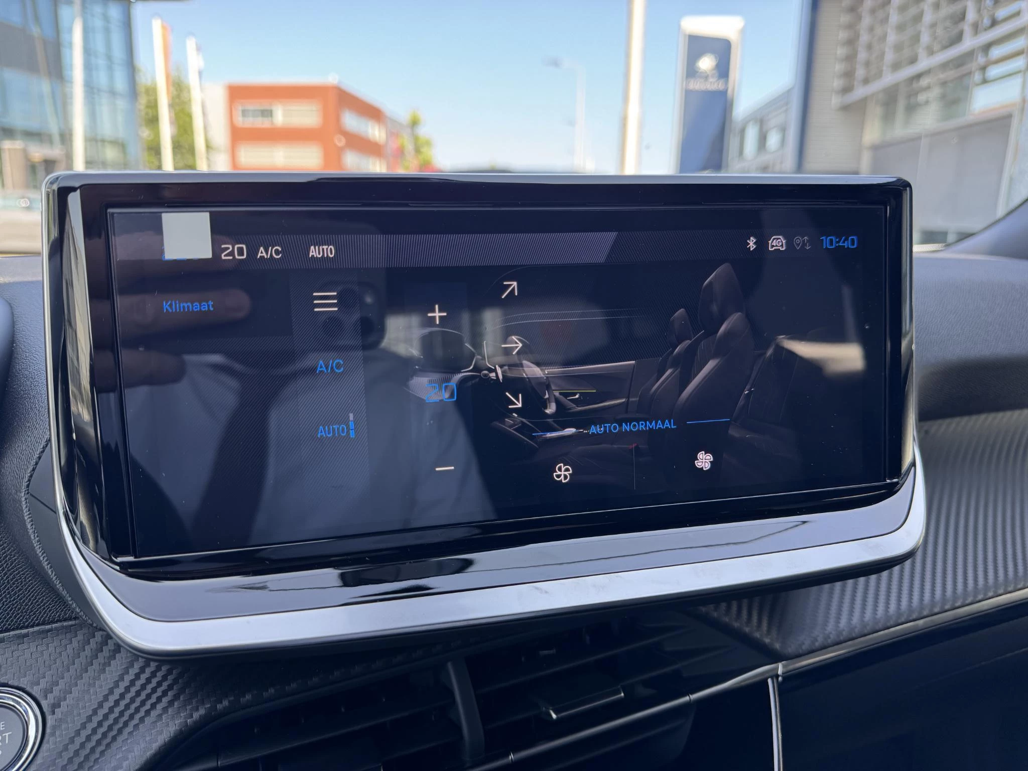 Peugeot-2008-image-16