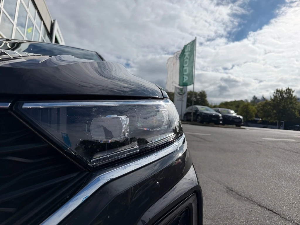 Volkswagen-T-Roc-image-1
