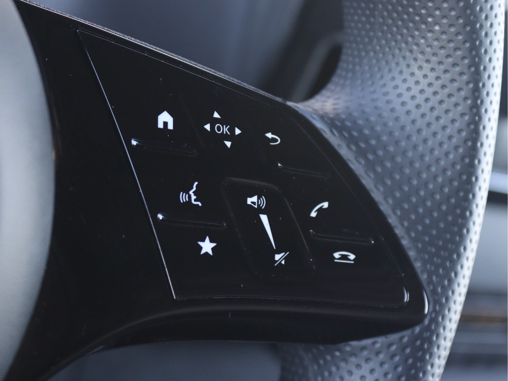 Mercedes-Benz-Sprinter-image-9