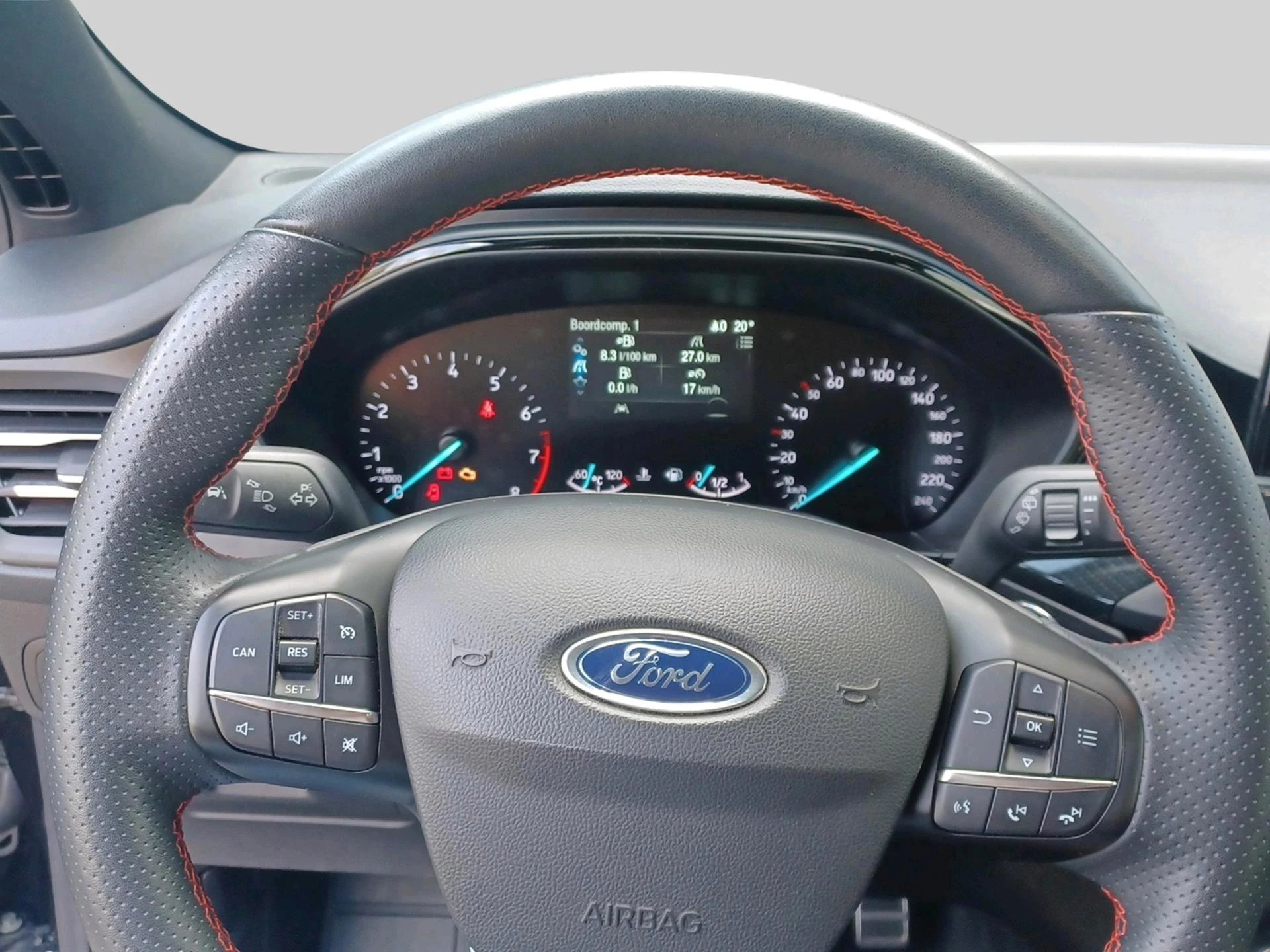 Ford Focus Clipper Titanium - Winterpack