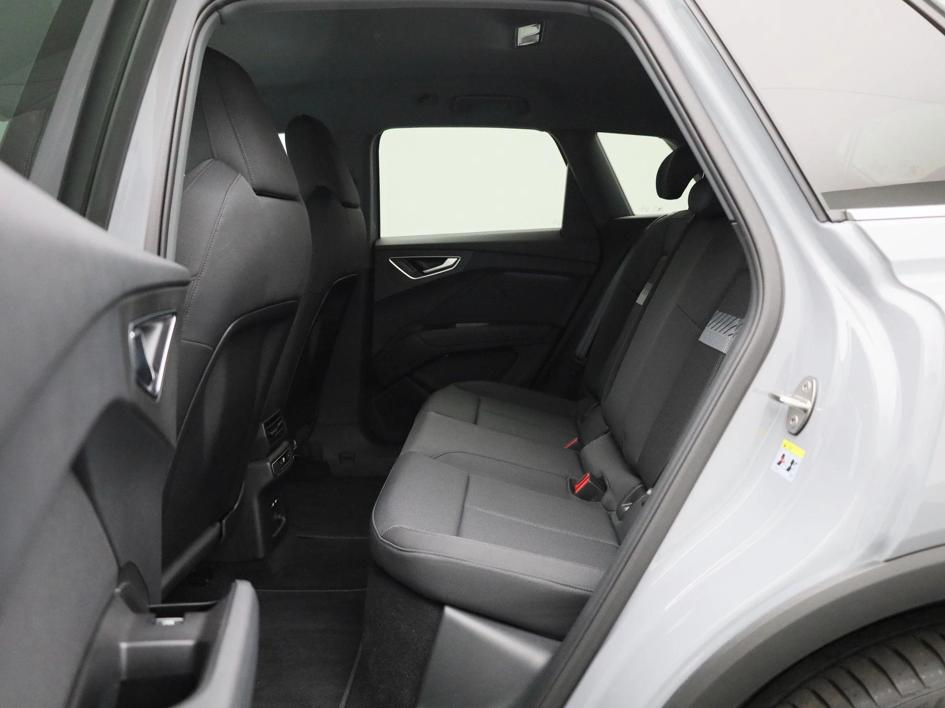 Audi-Q4 e-tron-image-11