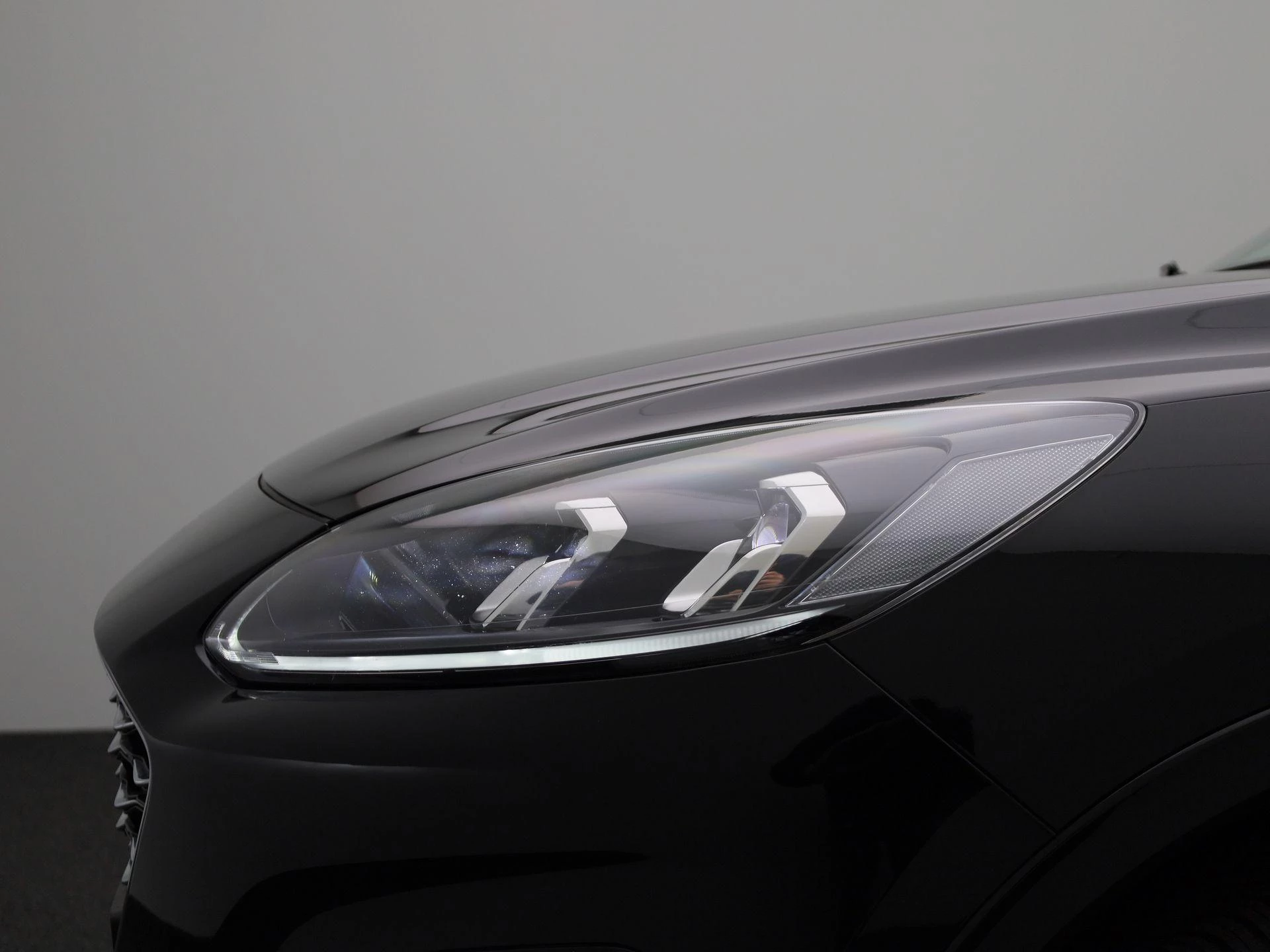 Ford Kuga 2.5 PHEV Vignale