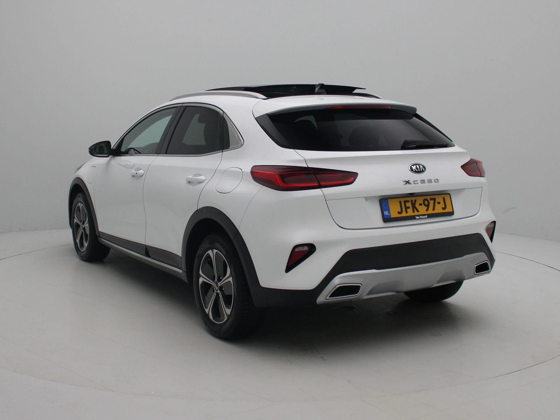 Kia-XCeed-image-2