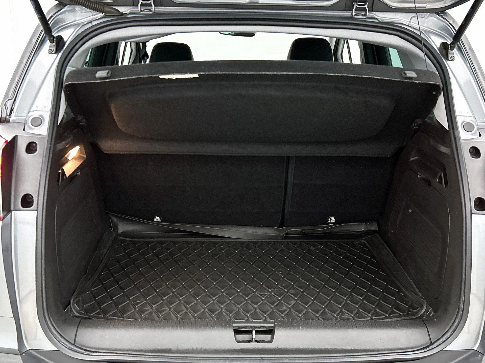 Opel-Crossland X-image-16
