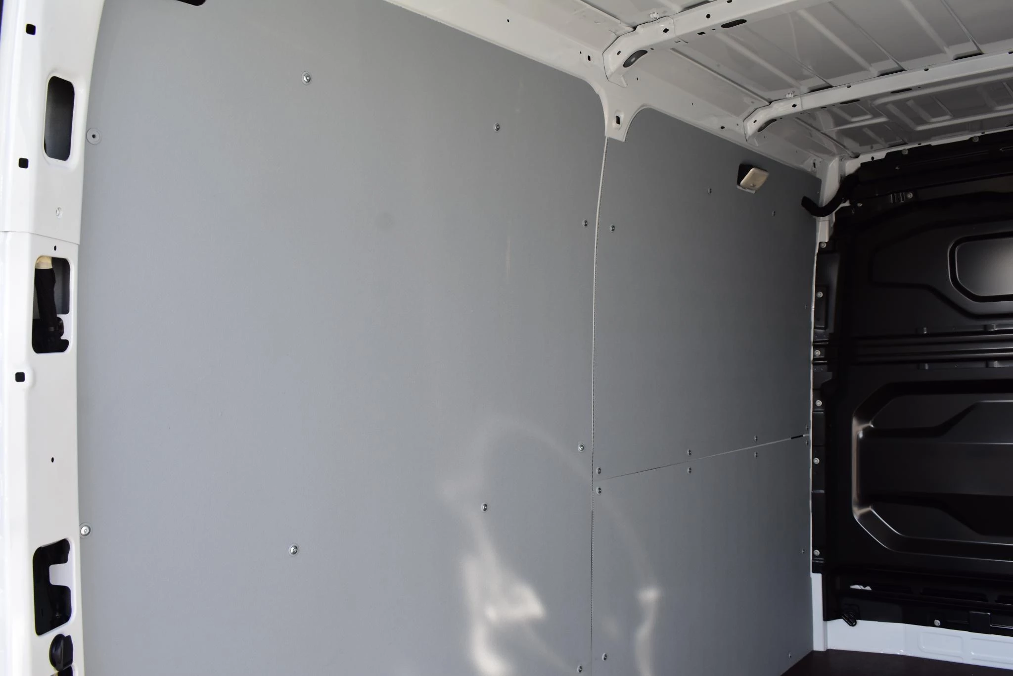 Nissan-Interstar-image-8