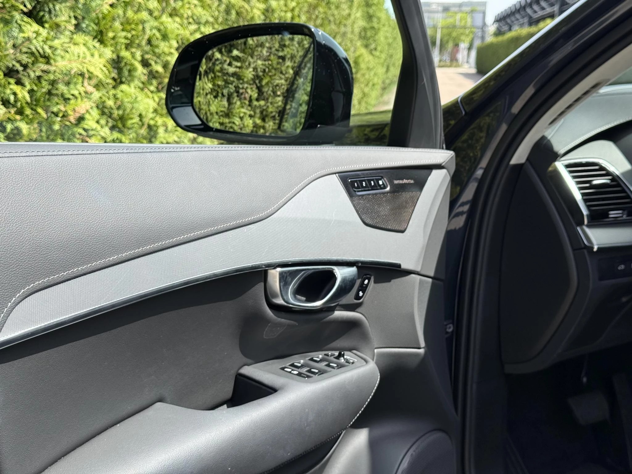 Volvo-XC90-image-26
