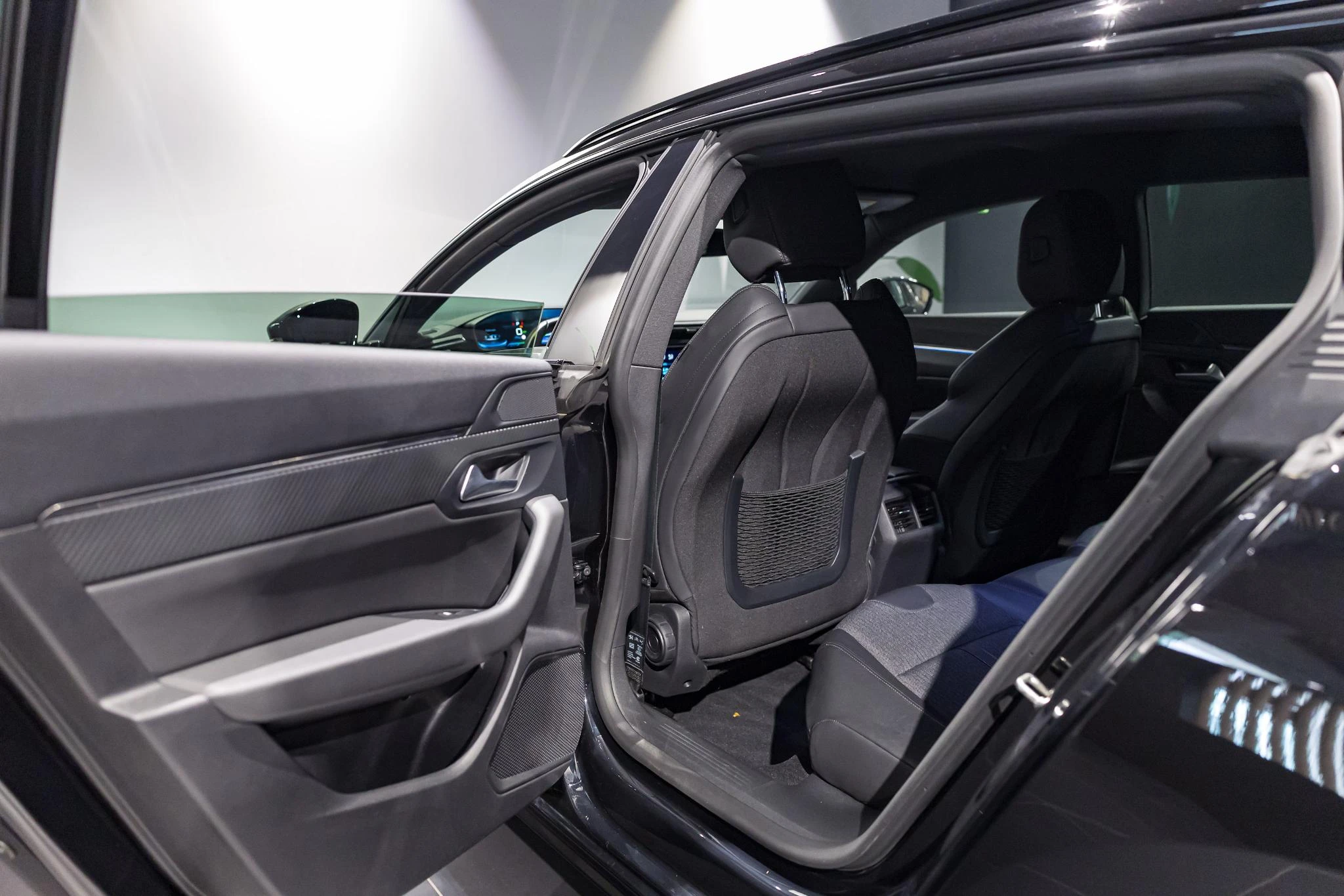 Peugeot-508-image-21