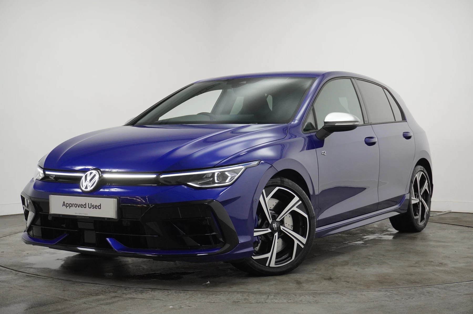 Volkswagen-Golf-image-19