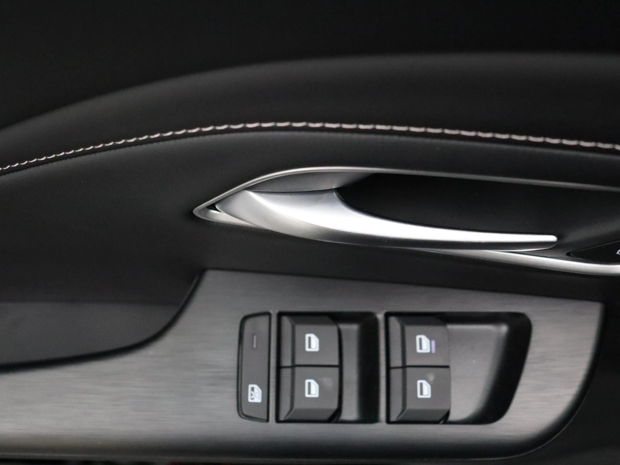 MG-ZS-image-9