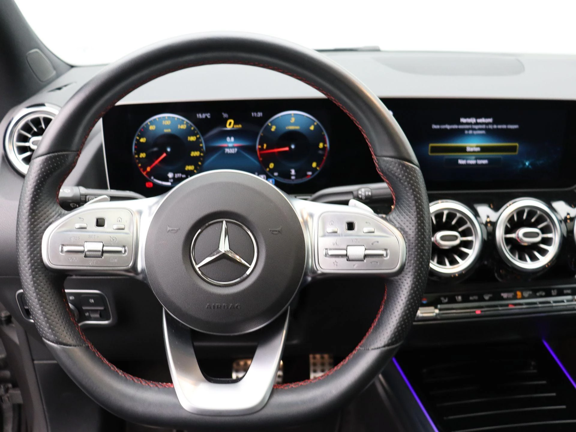 Mercedes-Benz-Classe B-image-10