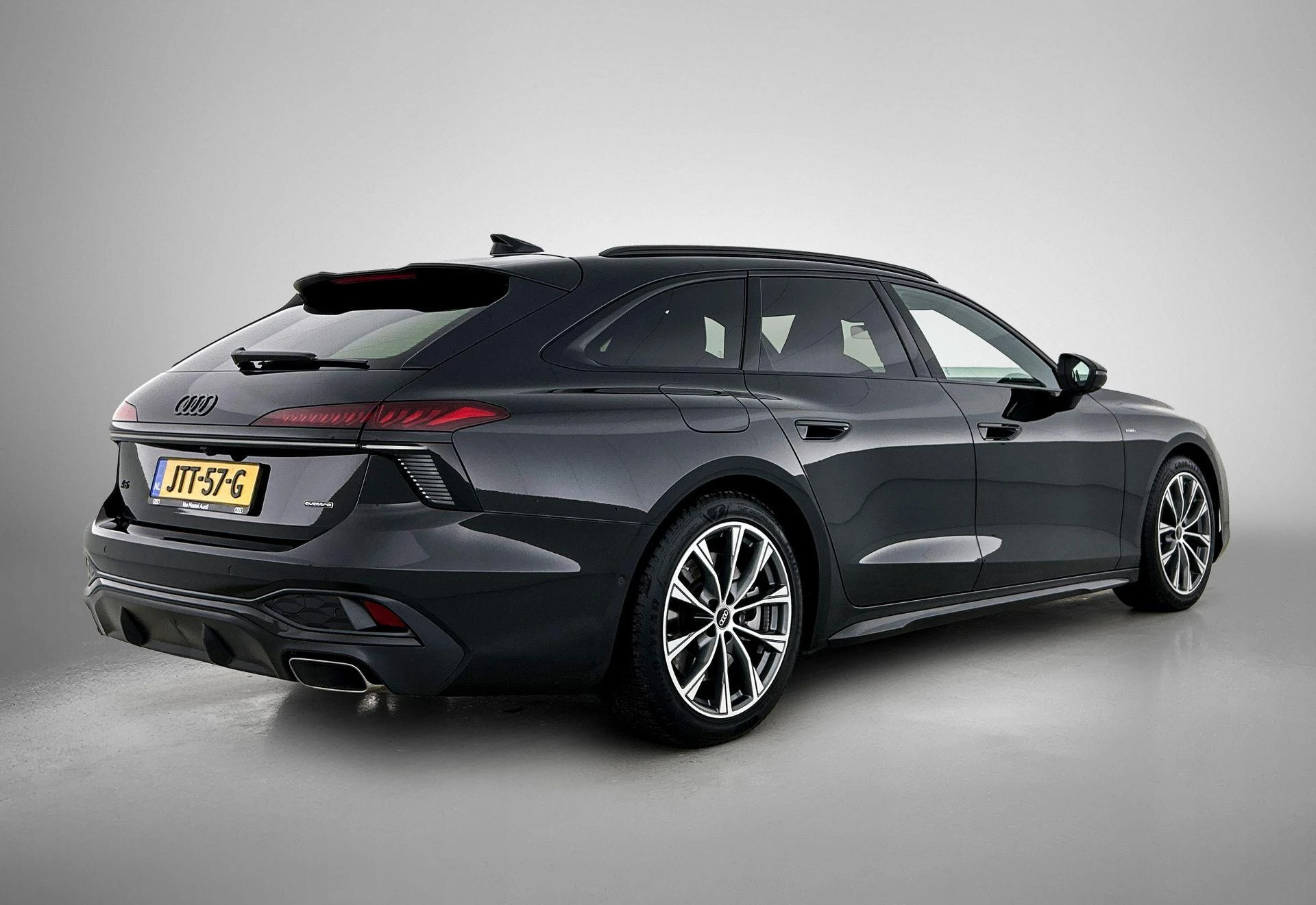Audi-A6-image-4