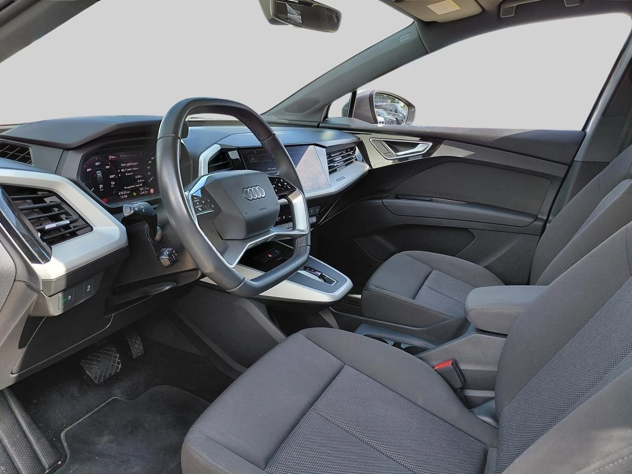 Audi-Q4 e-tron-image-15